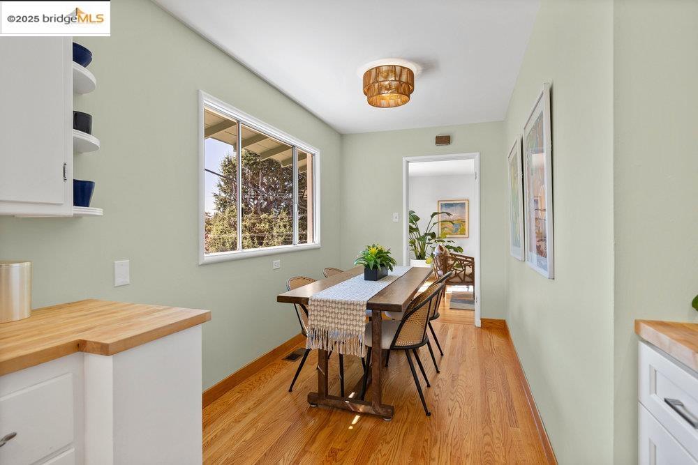 Detail Gallery Image 15 of 40 For 4007 Vale Ave, Oakland,  CA 94619 - 2 Beds | 1 Baths