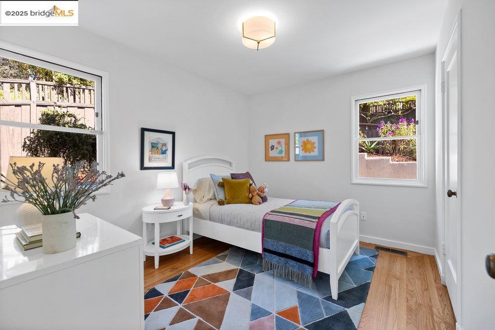 Detail Gallery Image 18 of 40 For 4007 Vale Ave, Oakland,  CA 94619 - 2 Beds | 1 Baths
