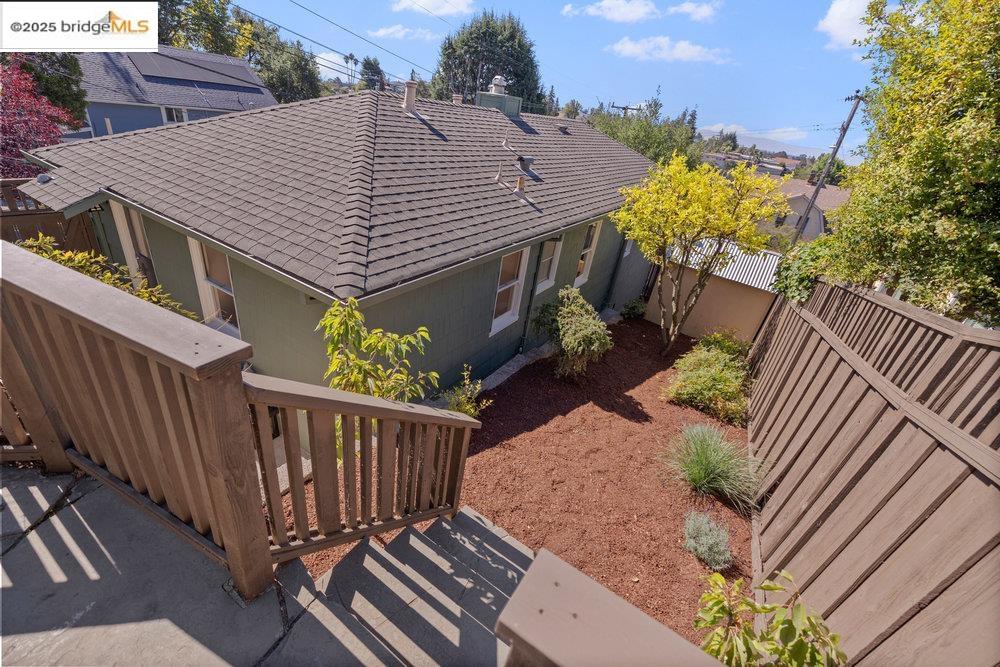 Detail Gallery Image 29 of 40 For 4007 Vale Ave, Oakland,  CA 94619 - 2 Beds | 1 Baths