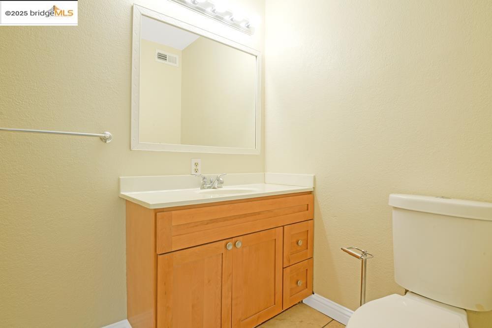 Detail Gallery Image 21 of 43 For 7940 Bancroft Avenue, Oakland,  CA 94605 - – Beds | – Baths