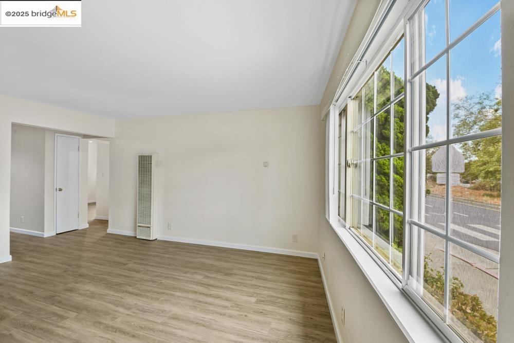 Detail Gallery Image 29 of 43 For 7940 Bancroft Avenue, Oakland,  CA 94605 - – Beds | – Baths