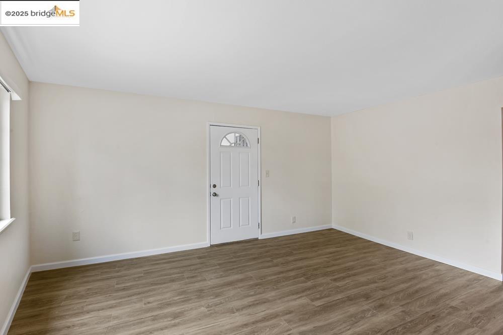 Detail Gallery Image 30 of 43 For 7940 Bancroft Avenue, Oakland,  CA 94605 - – Beds | – Baths