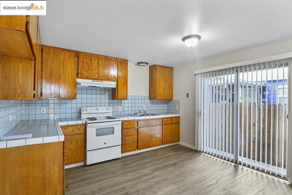 Detail Gallery Image 42 of 43 For 7940 Bancroft Avenue, Oakland,  CA 94605 - – Beds | – Baths