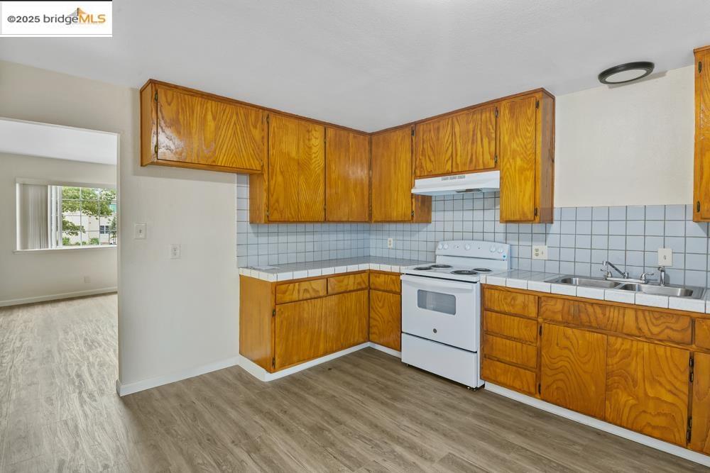 Detail Gallery Image 43 of 43 For 7940 Bancroft Avenue, Oakland,  CA 94605 - – Beds | – Baths