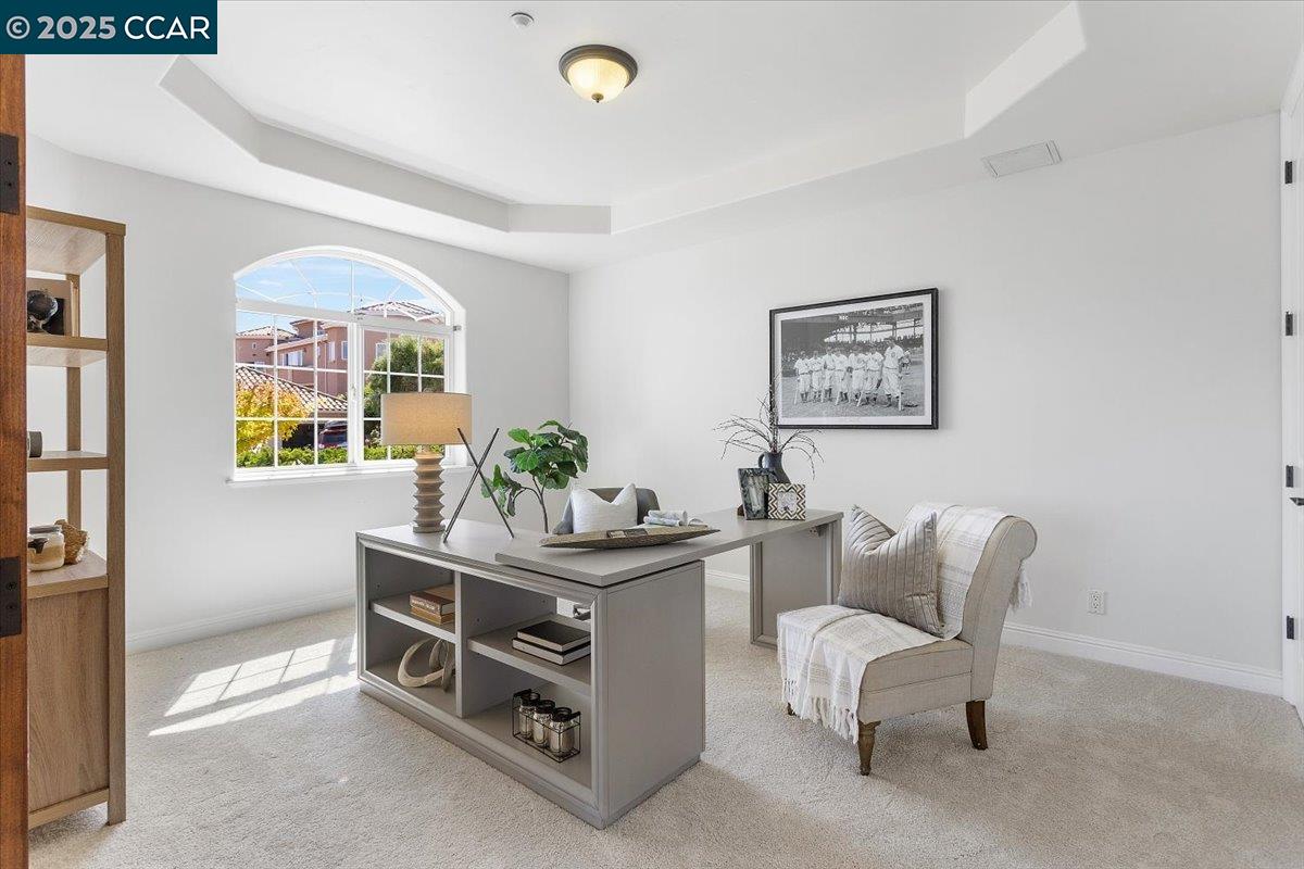 Detail Gallery Image 12 of 59 For 2876 Eugene Ter, Castro Valley,  CA 94546 - 5 Beds | 4 Baths