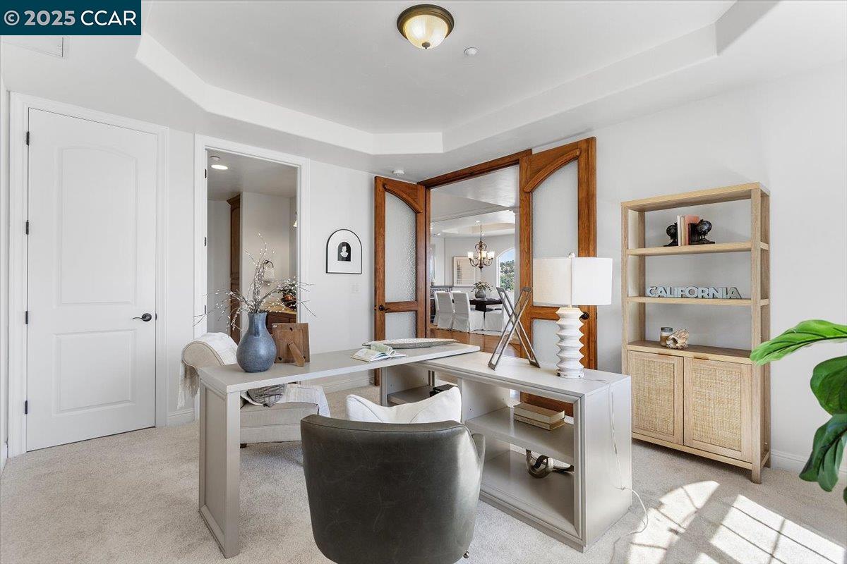 Detail Gallery Image 14 of 59 For 2876 Eugene Ter, Castro Valley,  CA 94546 - 5 Beds | 4 Baths