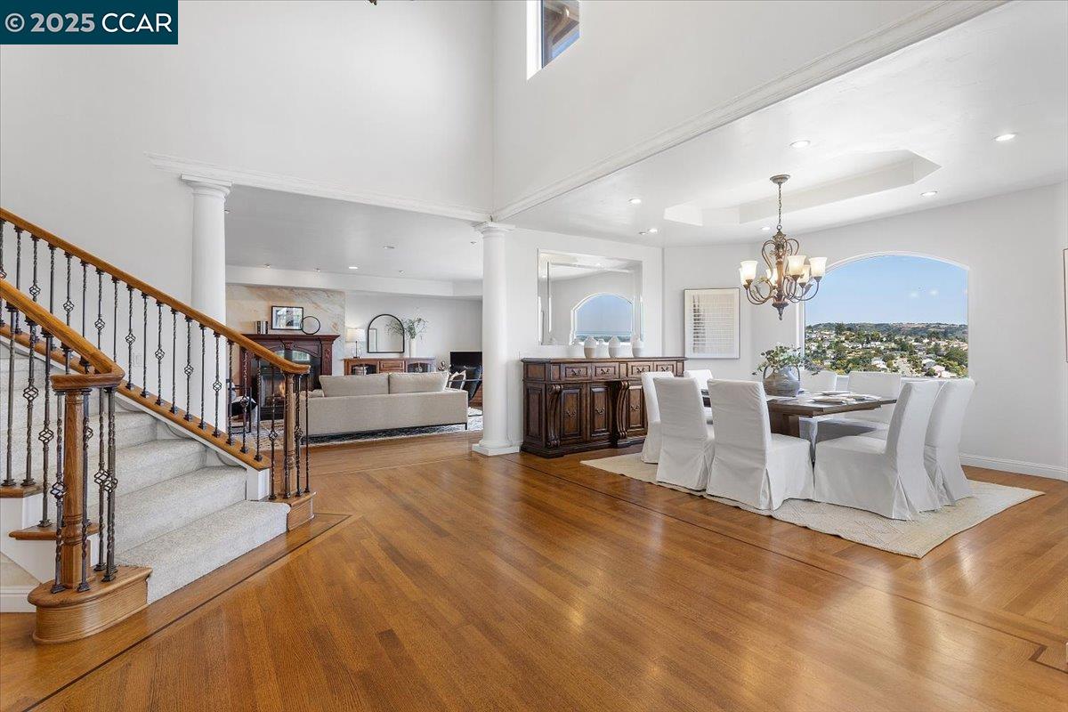 Detail Gallery Image 16 of 59 For 2876 Eugene Ter, Castro Valley,  CA 94546 - 5 Beds | 4 Baths