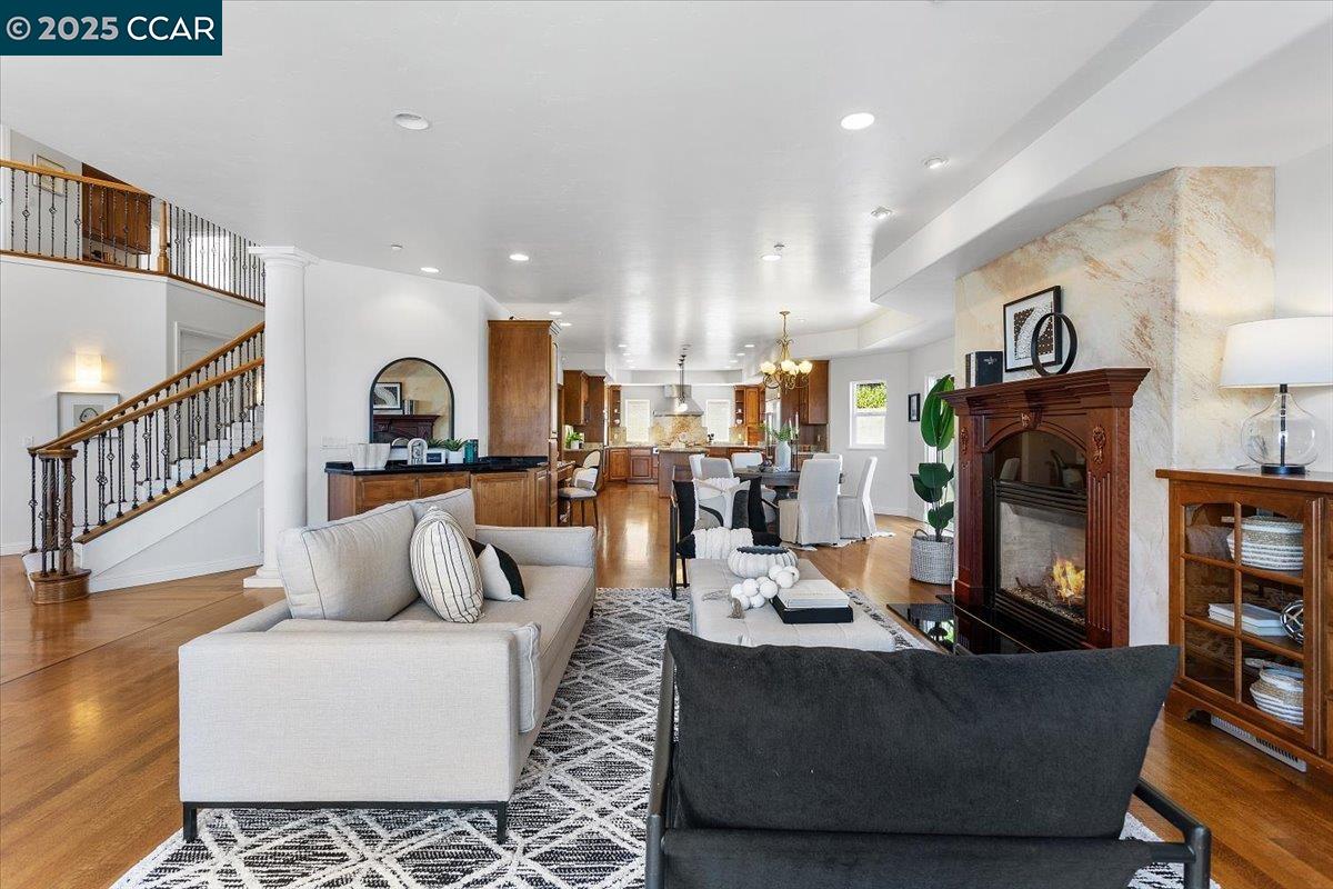 Detail Gallery Image 20 of 59 For 2876 Eugene Ter, Castro Valley,  CA 94546 - 5 Beds | 4 Baths
