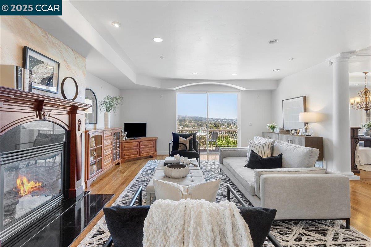 Detail Gallery Image 21 of 59 For 2876 Eugene Ter, Castro Valley,  CA 94546 - 5 Beds | 4 Baths