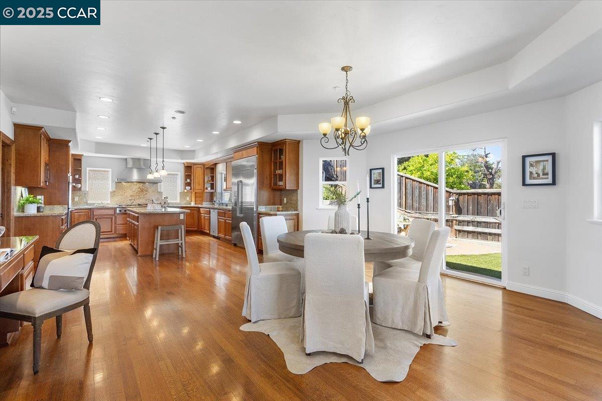 Detail Gallery Image 23 of 59 For 2876 Eugene Ter, Castro Valley,  CA 94546 - 5 Beds | 4 Baths