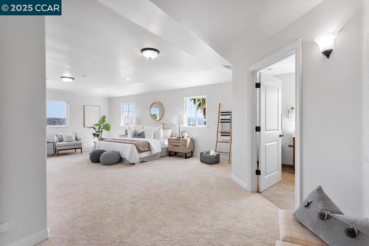 Detail Gallery Image 35 of 59 For 2876 Eugene Ter, Castro Valley,  CA 94546 - 5 Beds | 4 Baths