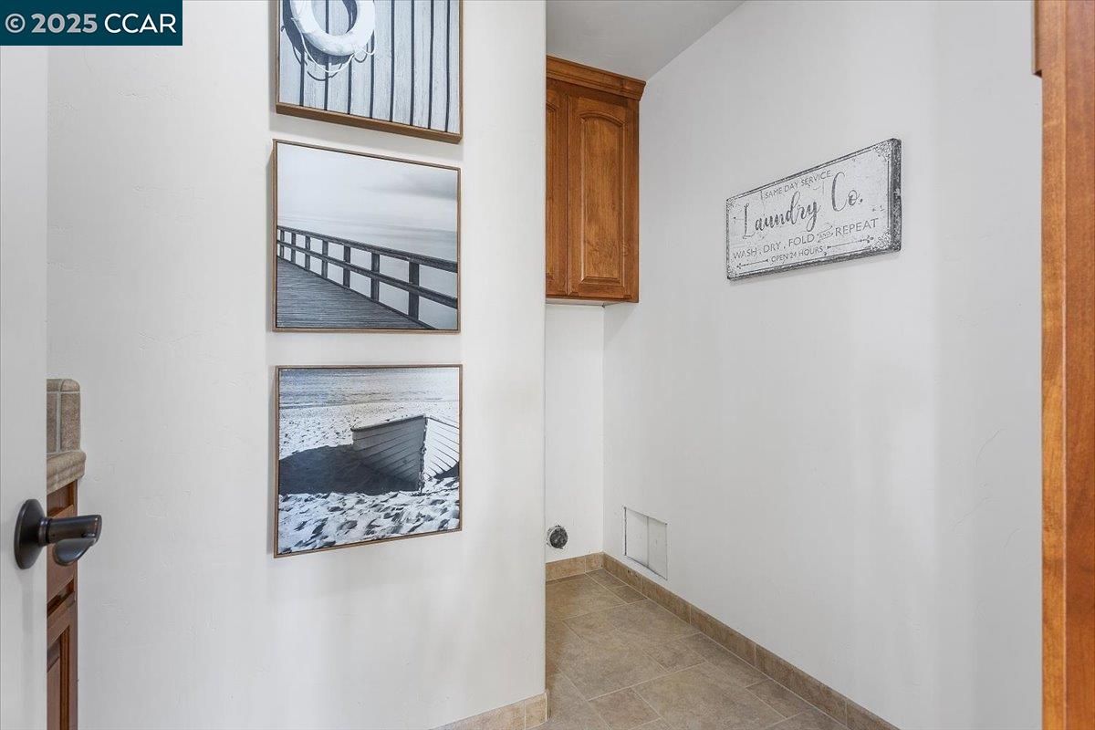 Detail Gallery Image 47 of 59 For 2876 Eugene Ter, Castro Valley,  CA 94546 - 5 Beds | 4 Baths