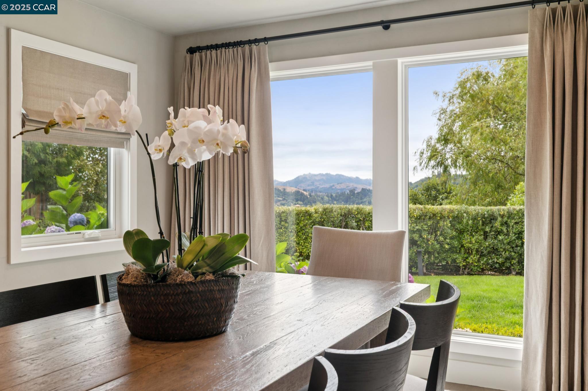Detail Gallery Image 18 of 50 For 51 Knickerbocker Lane, Orinda,  CA 94563 - 4 Beds | 3 Baths