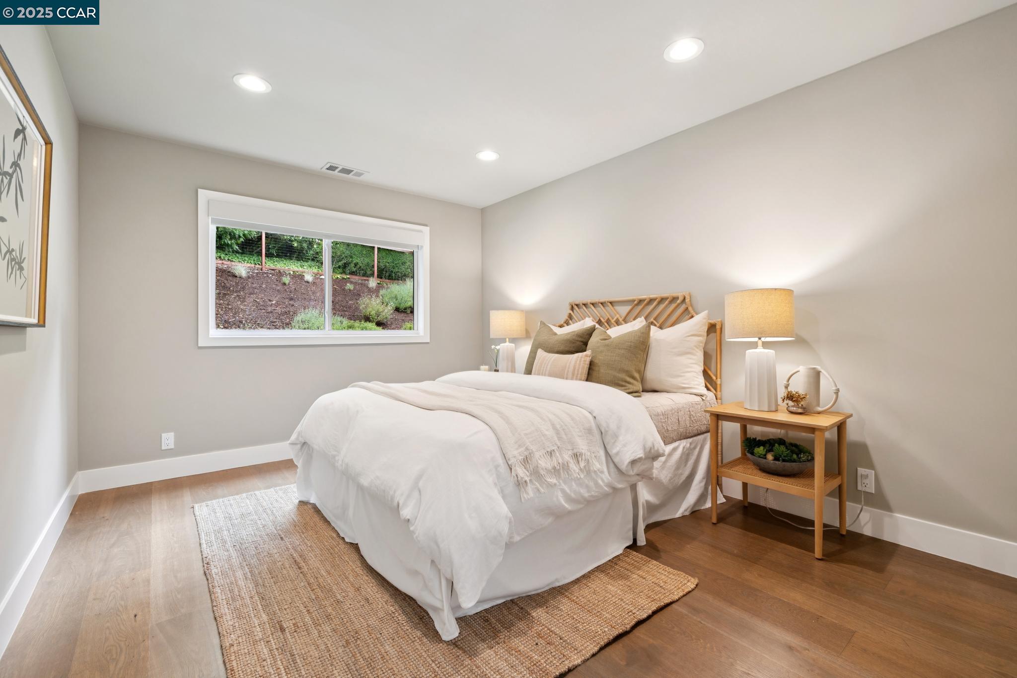 Detail Gallery Image 28 of 50 For 51 Knickerbocker Lane, Orinda,  CA 94563 - 4 Beds | 3 Baths