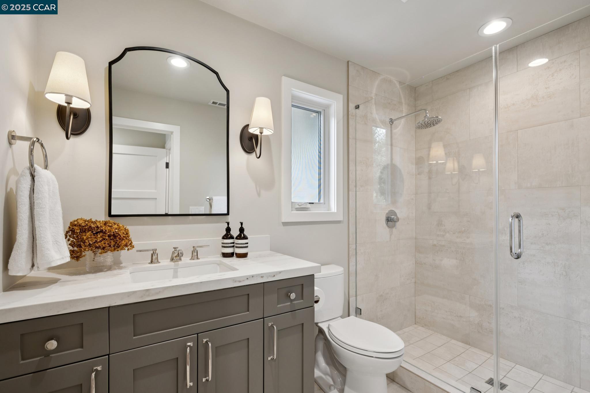 Detail Gallery Image 35 of 50 For 51 Knickerbocker Lane, Orinda,  CA 94563 - 4 Beds | 3 Baths
