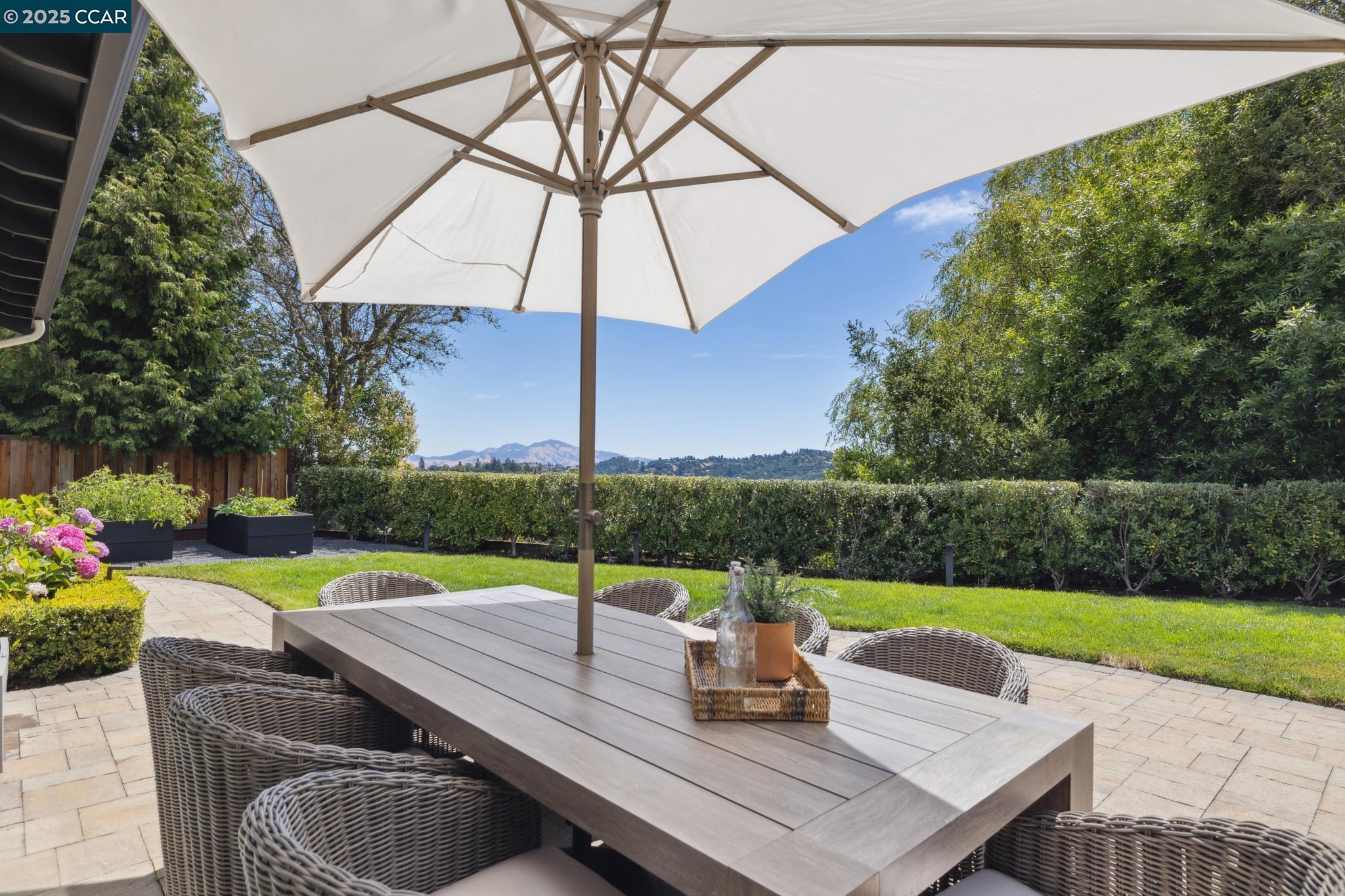 Detail Gallery Image 41 of 50 For 51 Knickerbocker Lane, Orinda,  CA 94563 - 4 Beds | 3 Baths