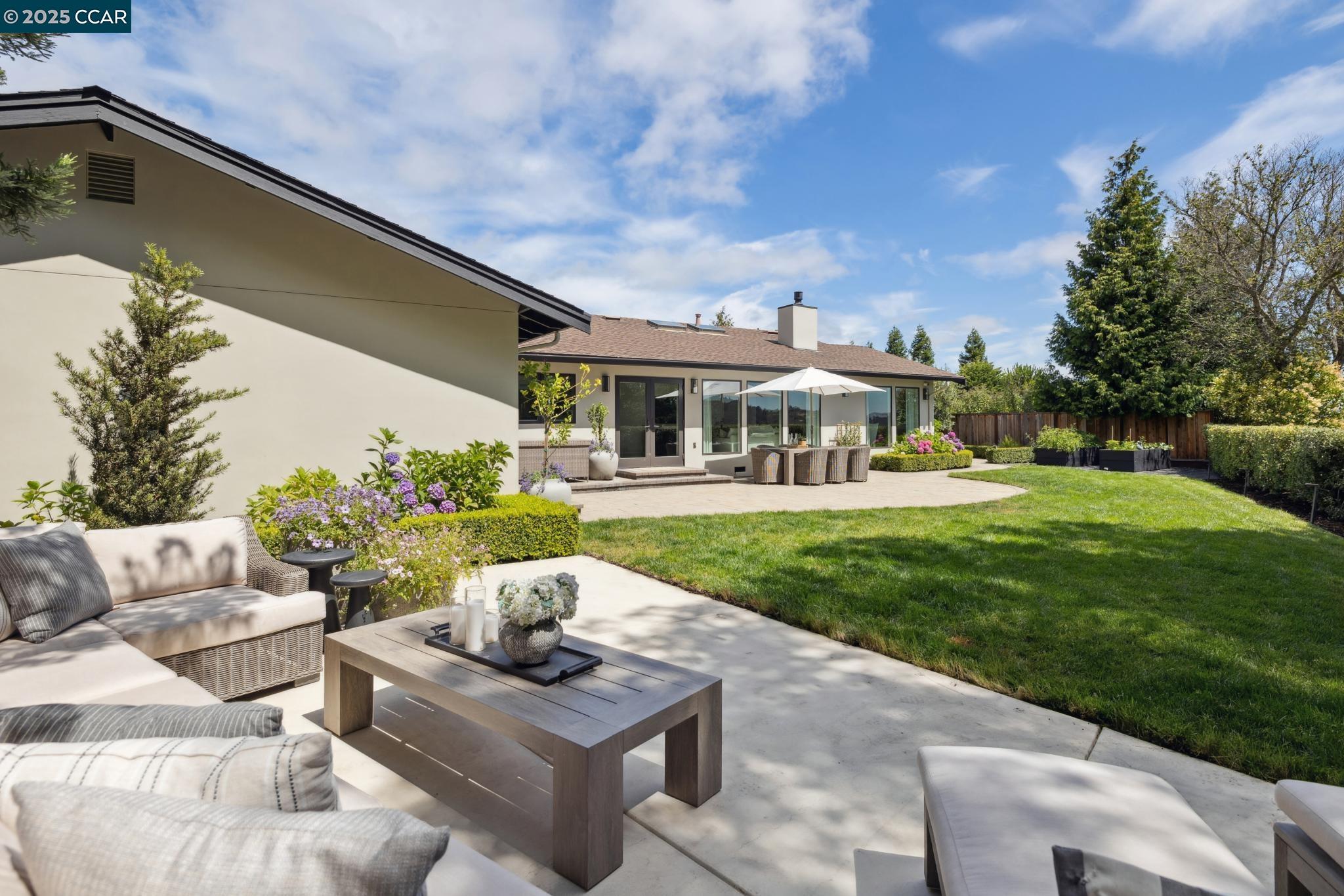 Detail Gallery Image 45 of 50 For 51 Knickerbocker Lane, Orinda,  CA 94563 - 4 Beds | 3 Baths