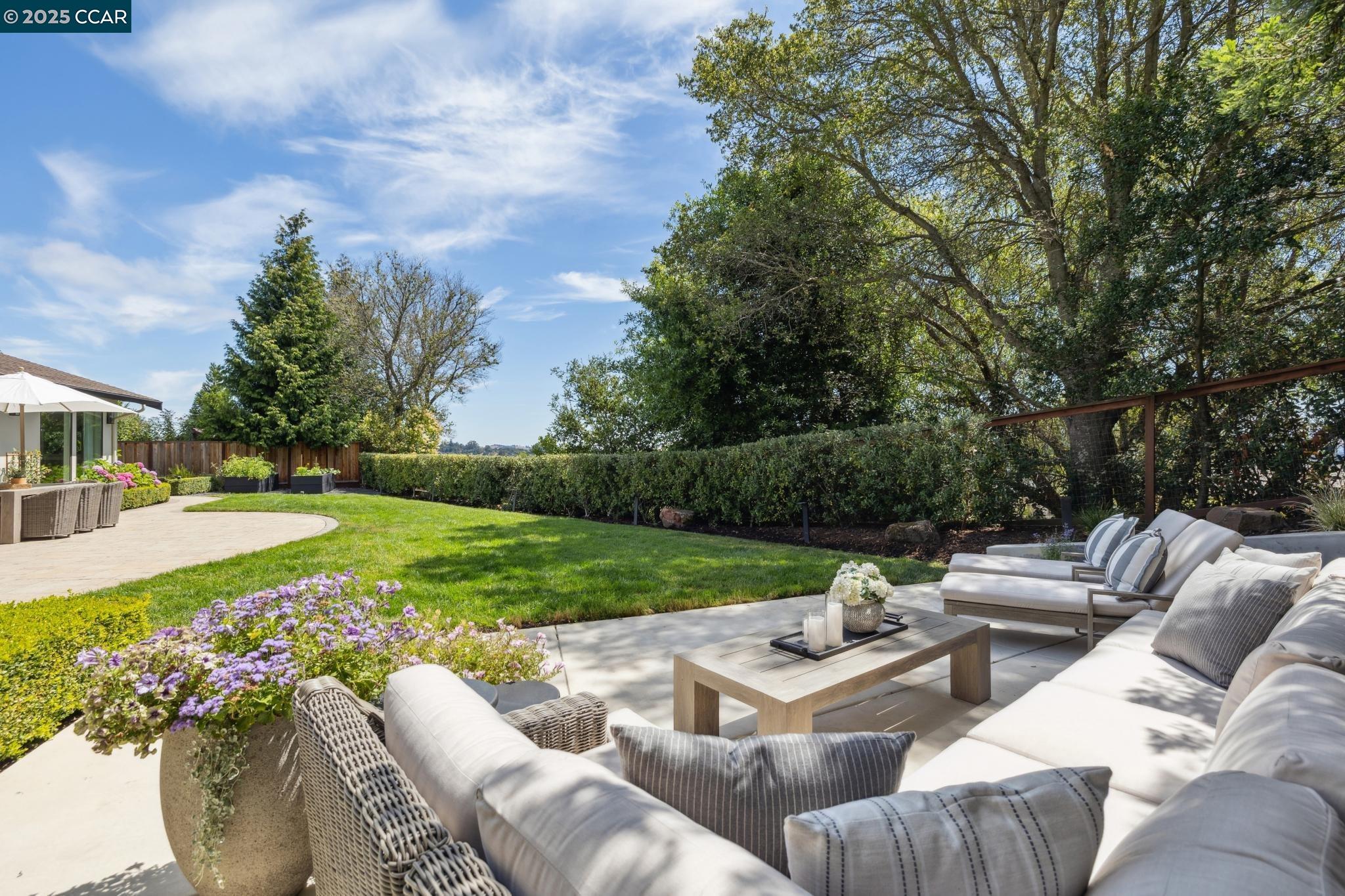 Detail Gallery Image 46 of 50 For 51 Knickerbocker Lane, Orinda,  CA 94563 - 4 Beds | 3 Baths