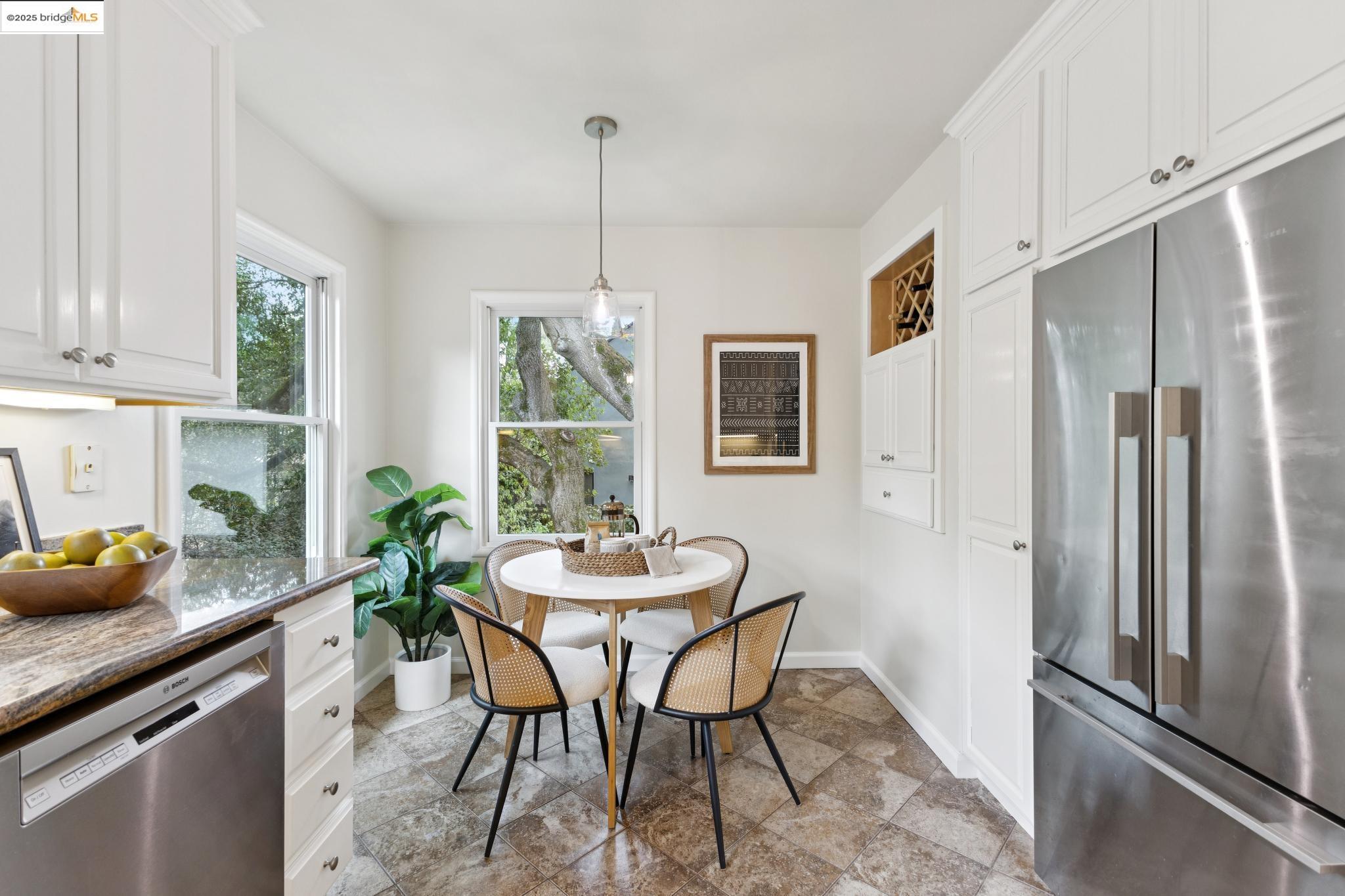 Detail Gallery Image 11 of 40 For 4100 Gregory St., Oakland,  CA 94619 - 3 Beds | 2 Baths