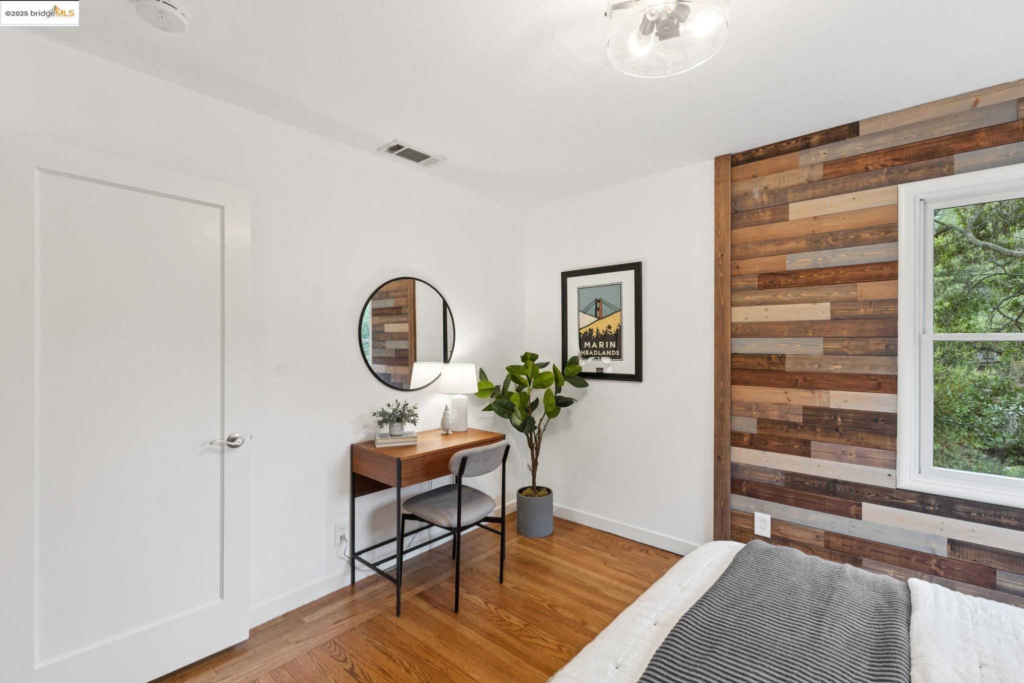 Detail Gallery Image 15 of 40 For 4100 Gregory St., Oakland,  CA 94619 - 3 Beds | 2 Baths
