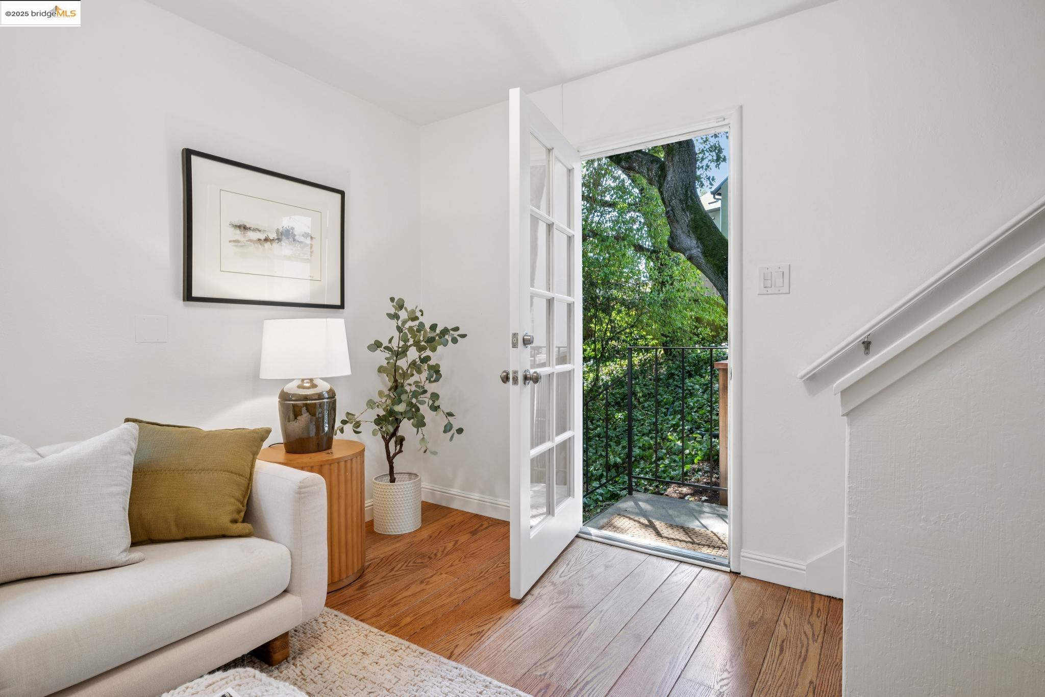 Detail Gallery Image 19 of 40 For 4100 Gregory St., Oakland,  CA 94619 - 3 Beds | 2 Baths