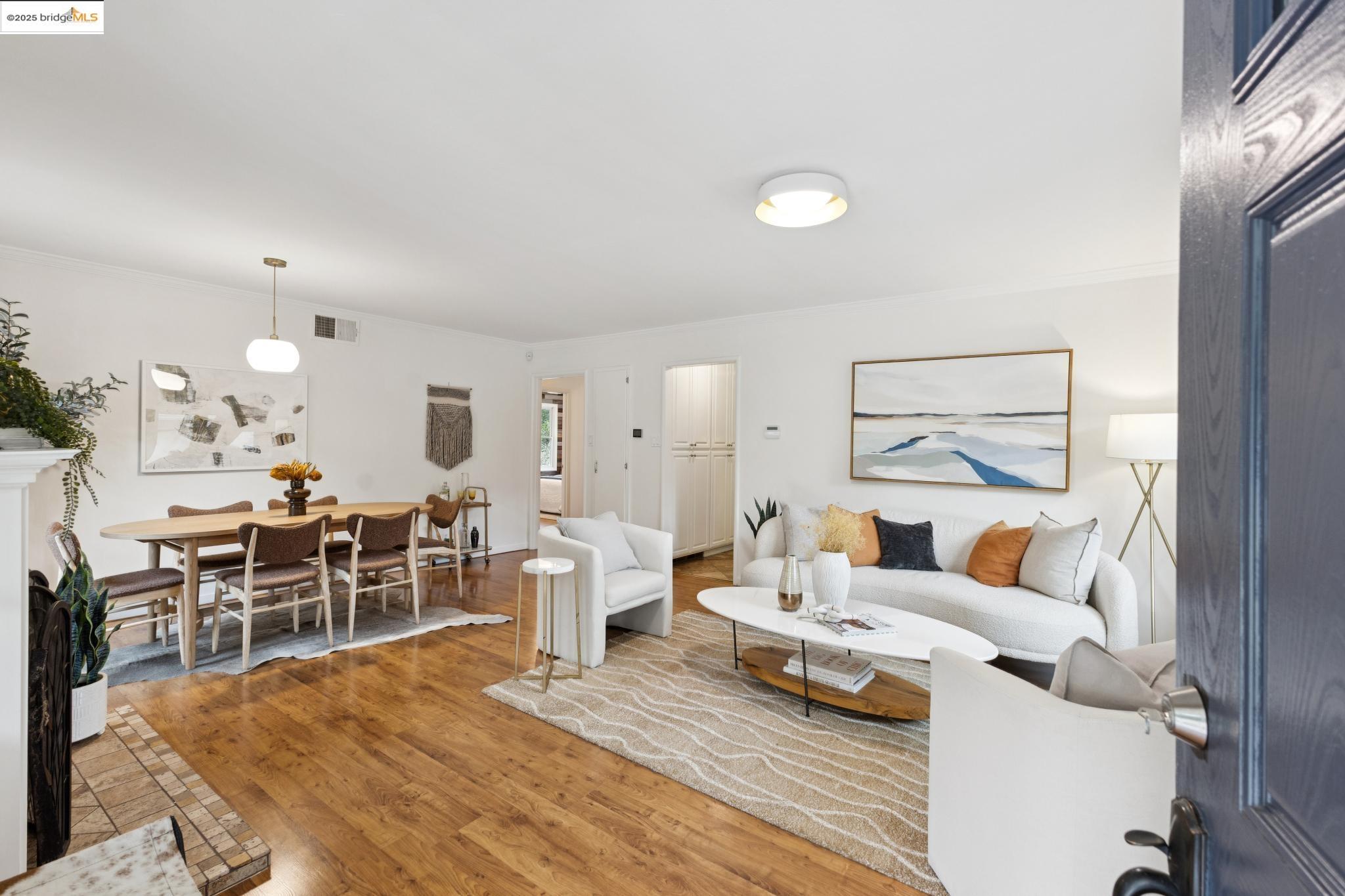 Detail Gallery Image 3 of 40 For 4100 Gregory St., Oakland,  CA 94619 - 3 Beds | 2 Baths