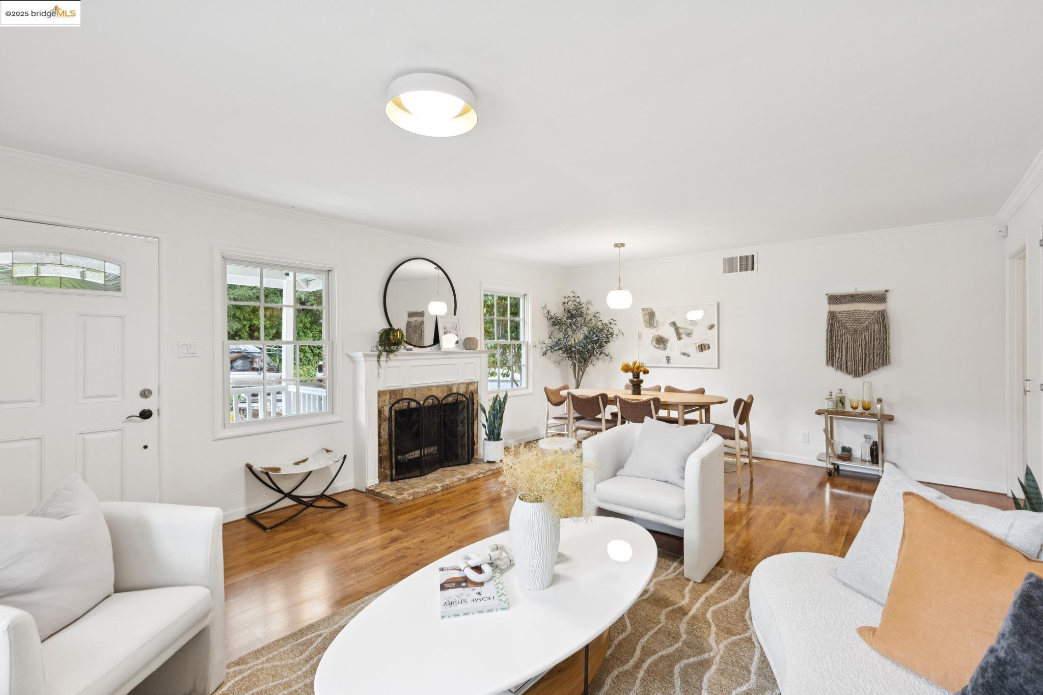 Detail Gallery Image 5 of 40 For 4100 Gregory St., Oakland,  CA 94619 - 3 Beds | 2 Baths