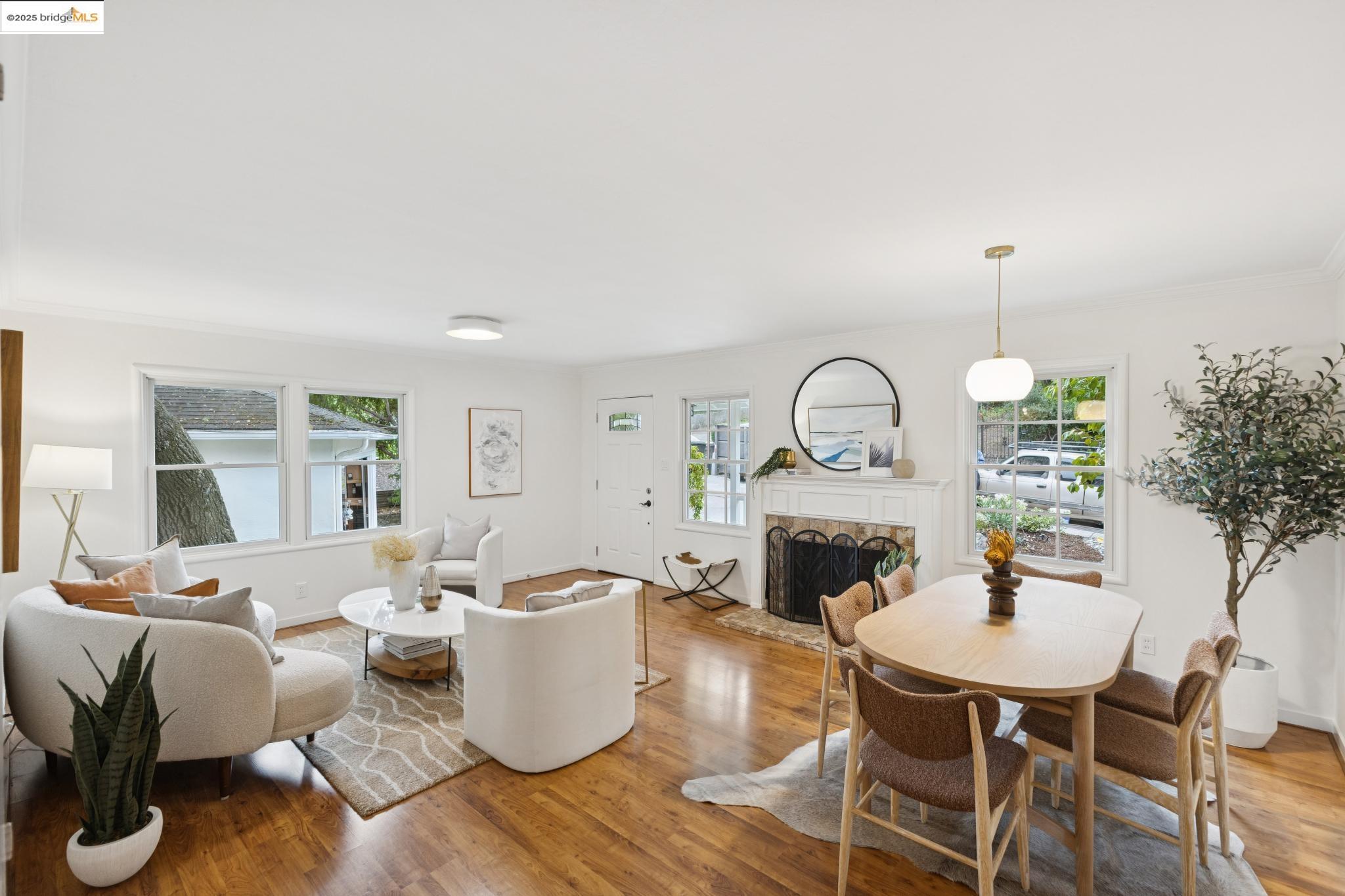 Detail Gallery Image 6 of 40 For 4100 Gregory St., Oakland,  CA 94619 - 3 Beds | 2 Baths