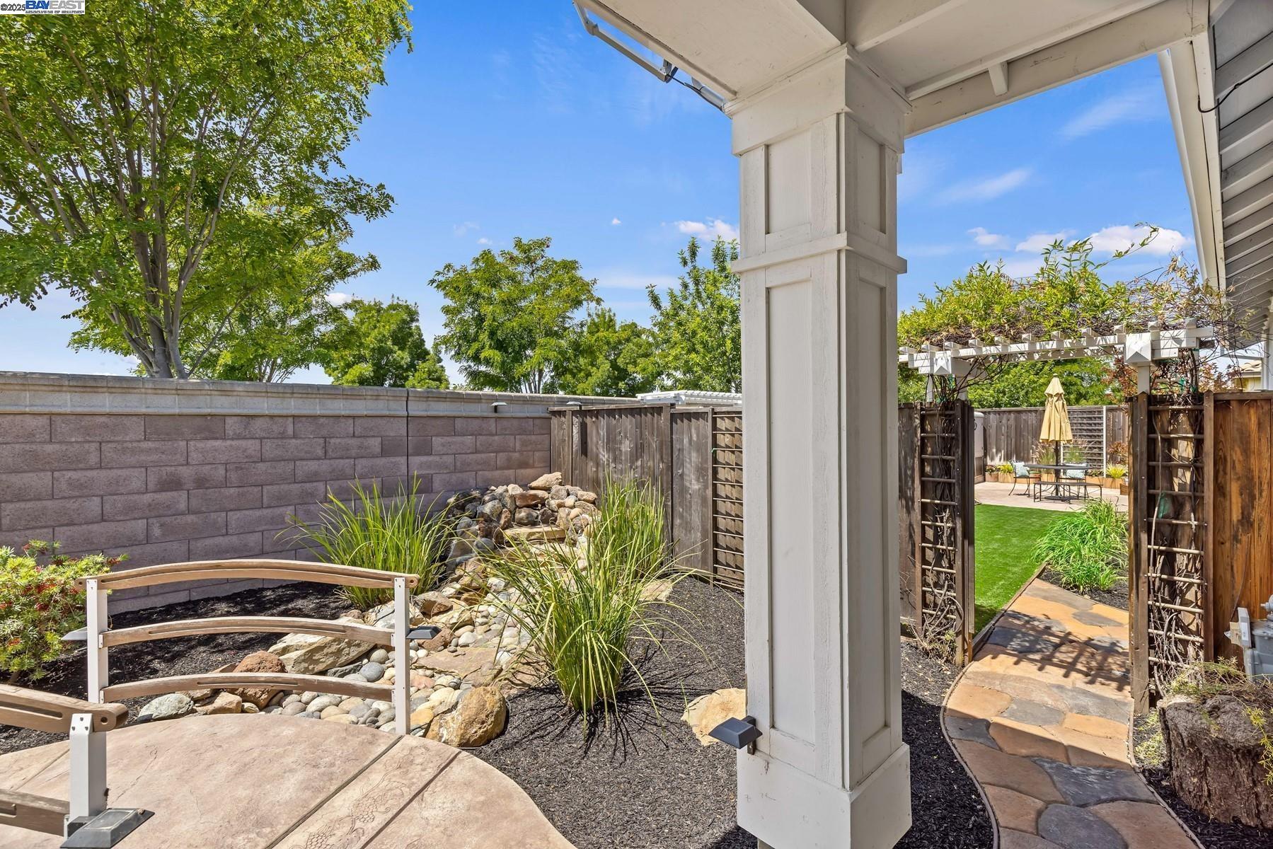 Detail Gallery Image 8 of 53 For 9901 Pyramid Way, Discovery Bay,  CA 94505 - 3 Beds | 2 Baths