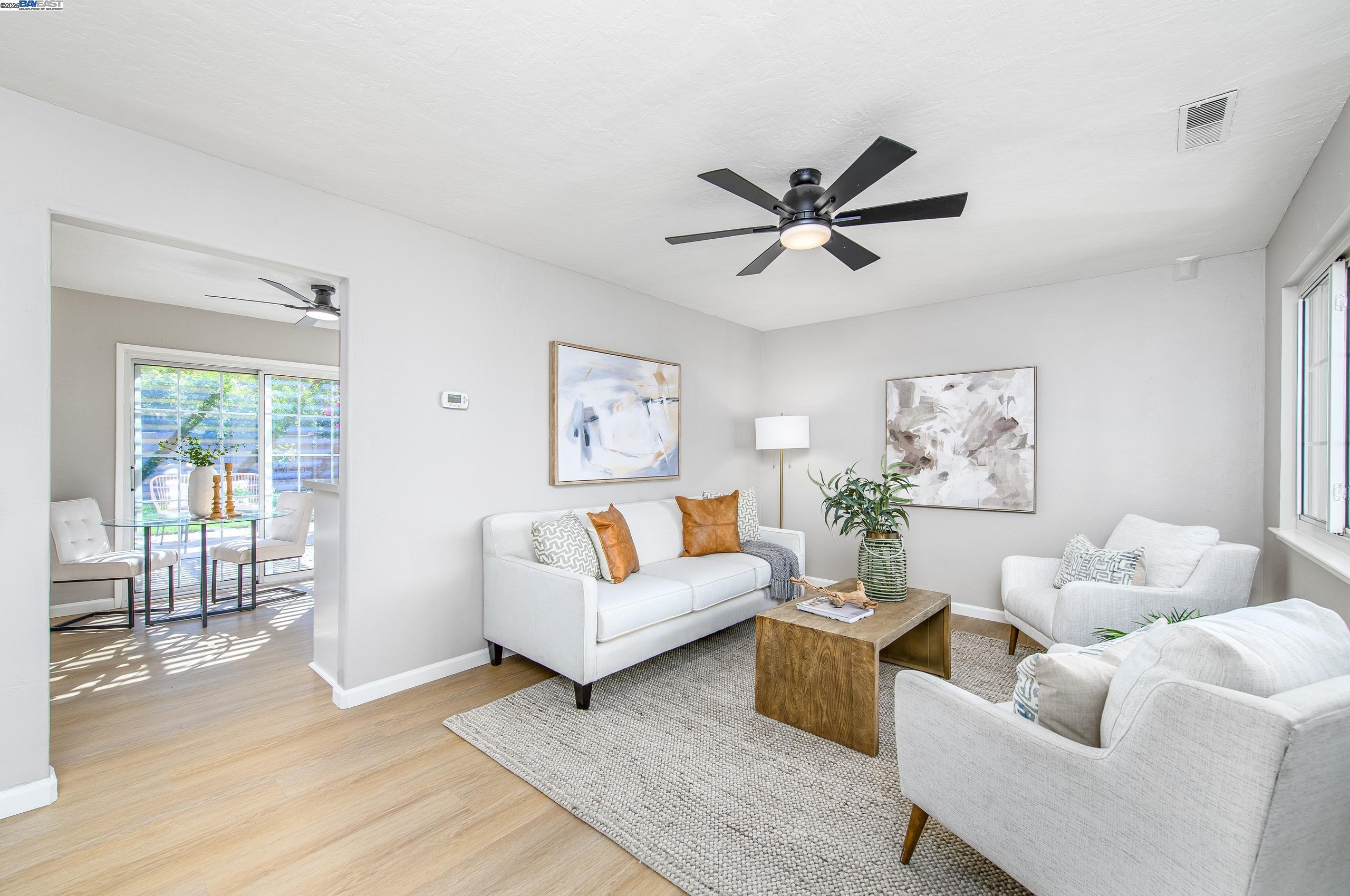 Detail Gallery Image 3 of 28 For 1909 De Vaca Way, Livermore,  CA 94550 - 2 Beds | 1/1 Baths