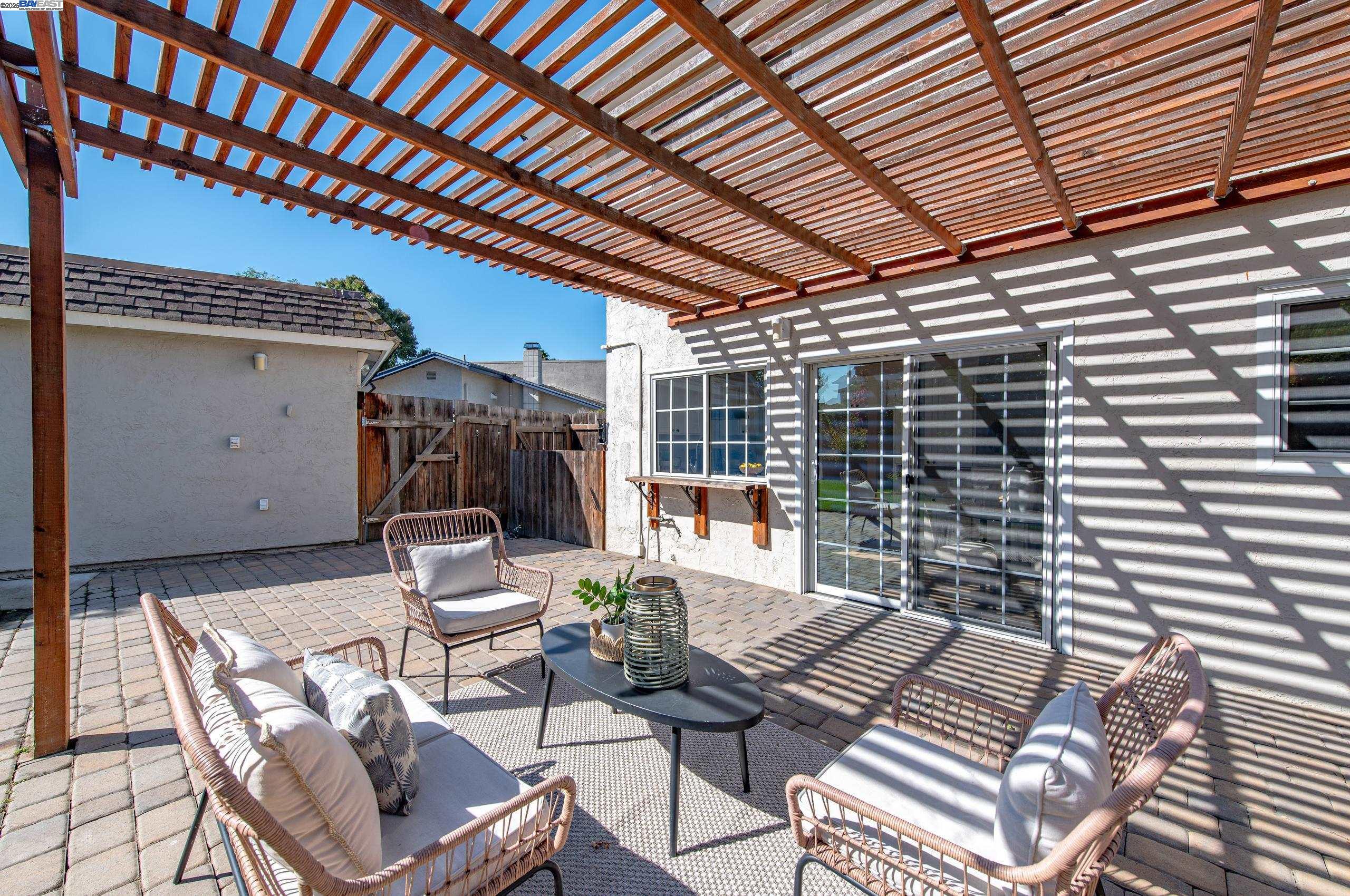 Detail Gallery Image 23 of 28 For 1909 De Vaca Way, Livermore,  CA 94550 - 2 Beds | 1/1 Baths