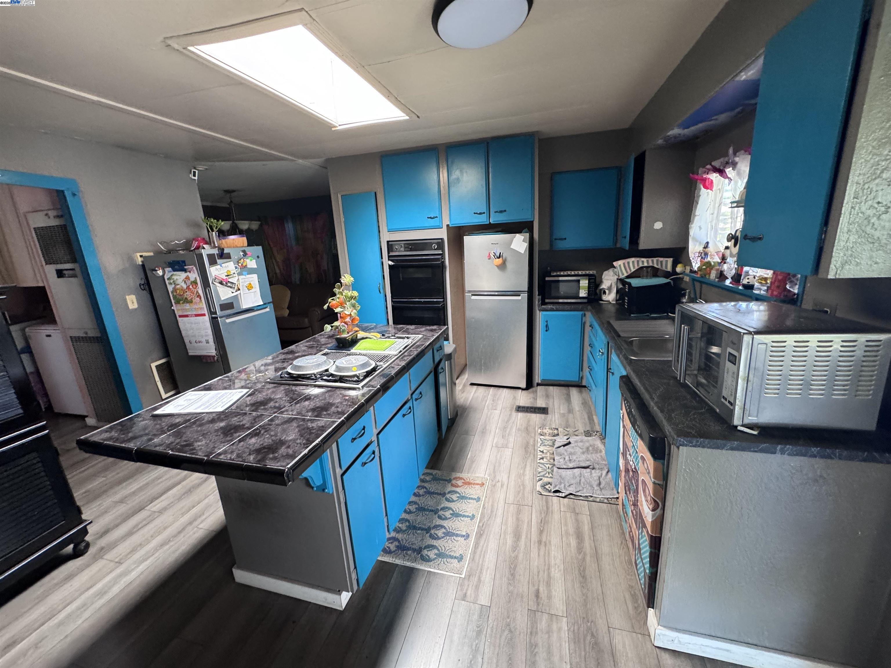 Detail Gallery Image 5 of 17 For 48 Eagle Grn, Fremont,  CA 94568 - 2 Beds | 2 Baths