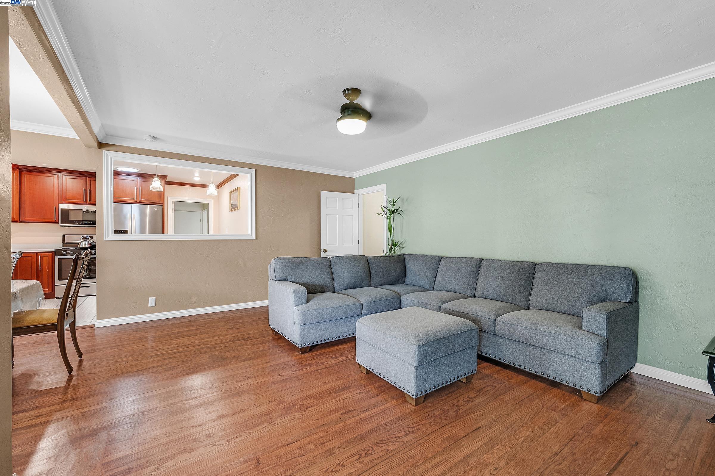 Detail Gallery Image 11 of 41 For 10339 Foothill Blvd, Oakland,  CA 94605 - – Beds | – Baths