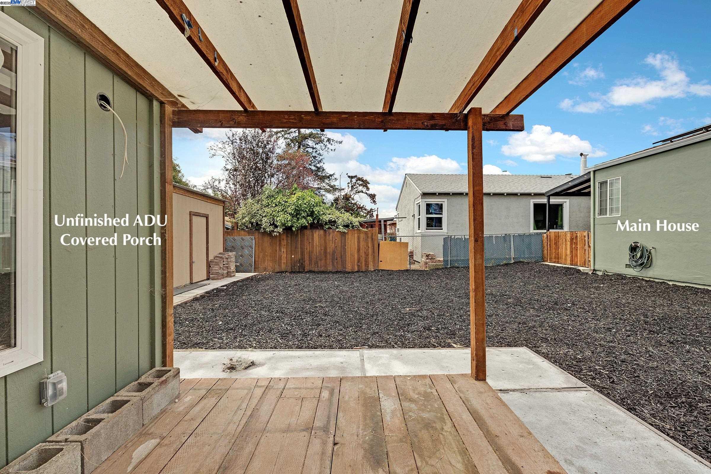 Detail Gallery Image 3 of 41 For 10339 Foothill Blvd, Oakland,  CA 94605 - – Beds | – Baths