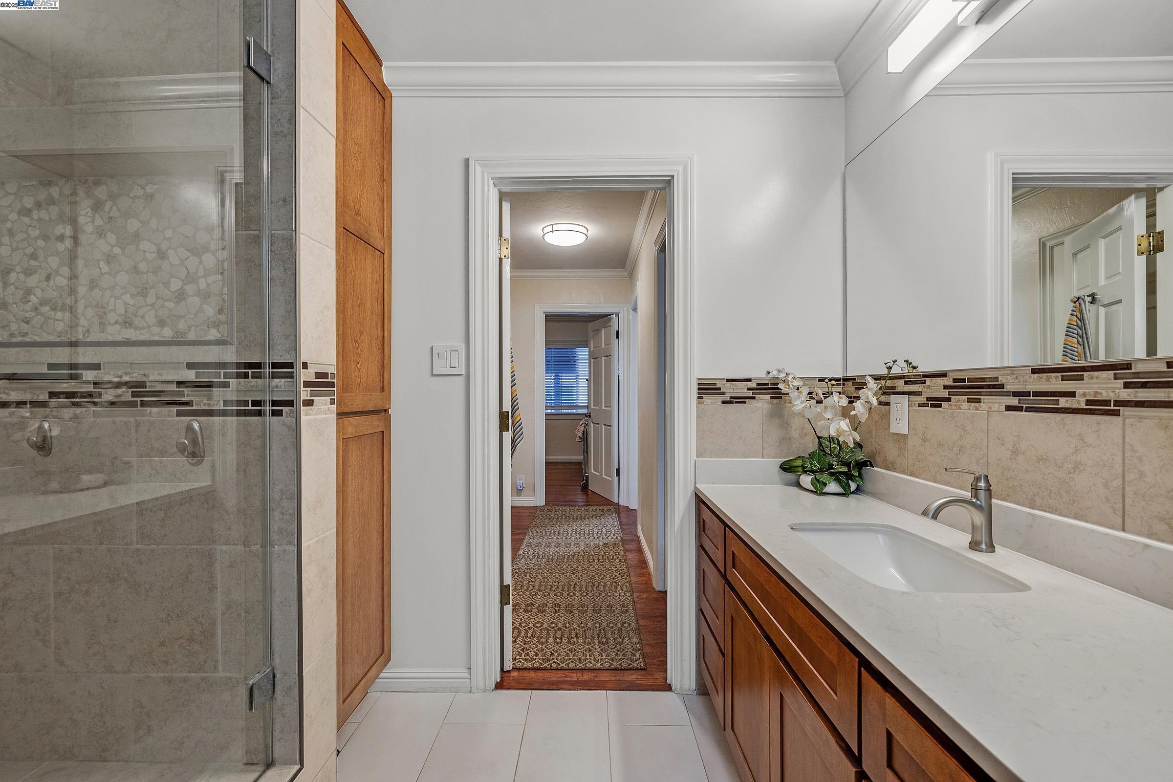 Detail Gallery Image 25 of 41 For 10339 Foothill Blvd, Oakland,  CA 94605 - – Beds | – Baths