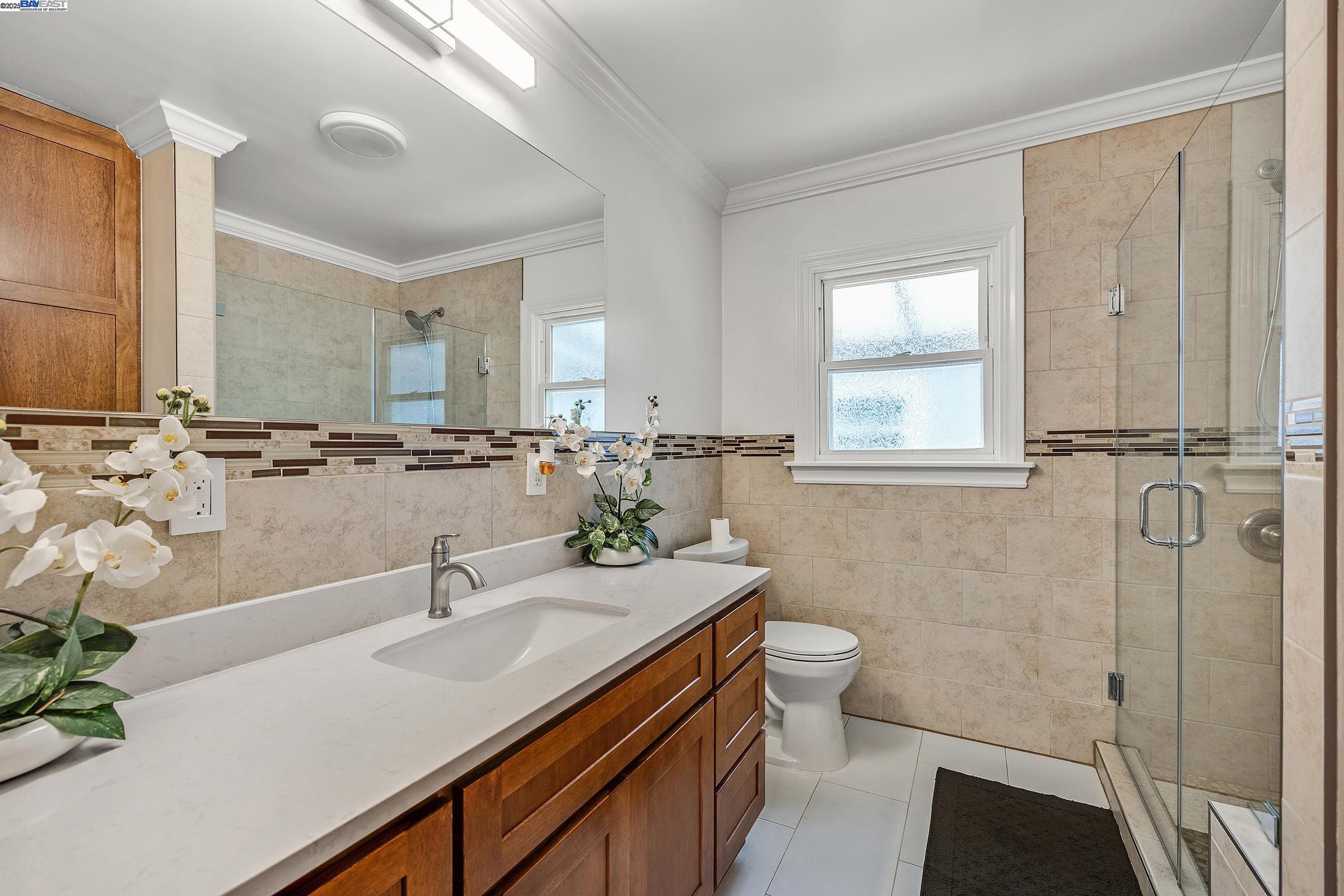 Detail Gallery Image 27 of 41 For 10339 Foothill Blvd, Oakland,  CA 94605 - – Beds | – Baths