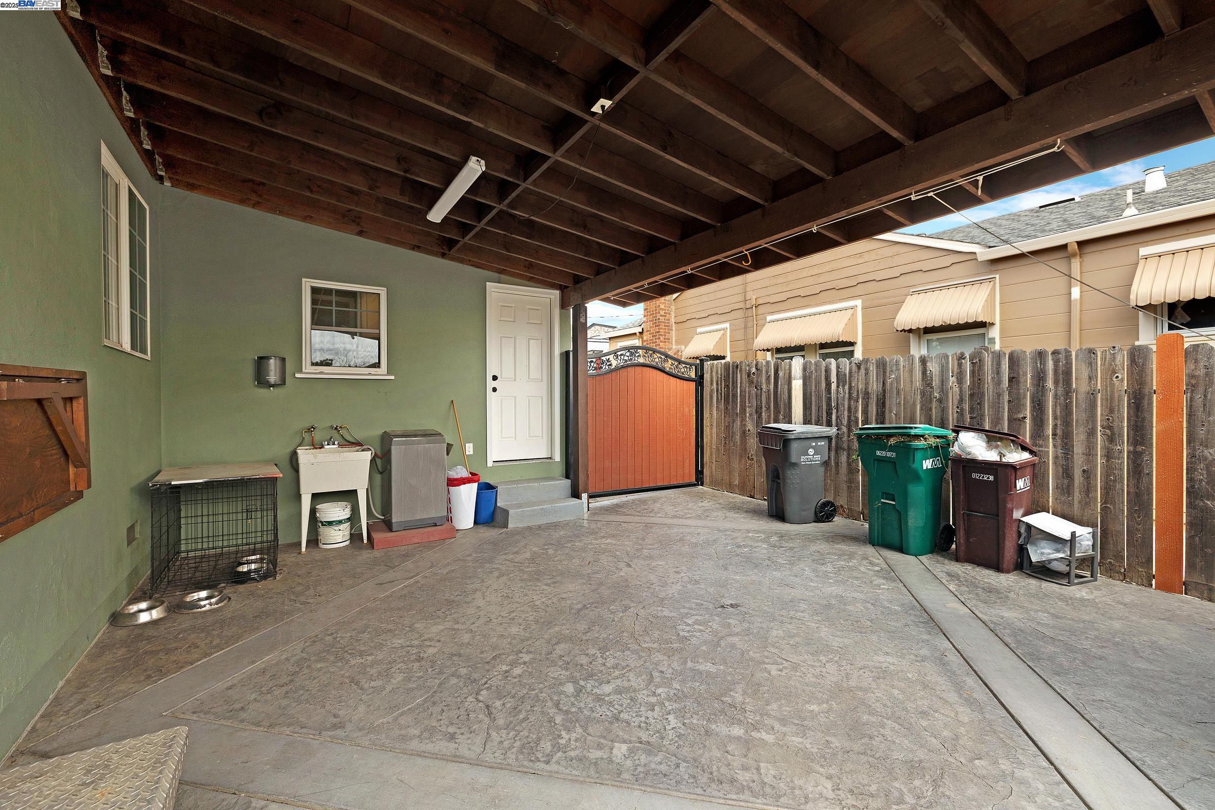 Detail Gallery Image 30 of 41 For 10339 Foothill Blvd, Oakland,  CA 94605 - – Beds | – Baths
