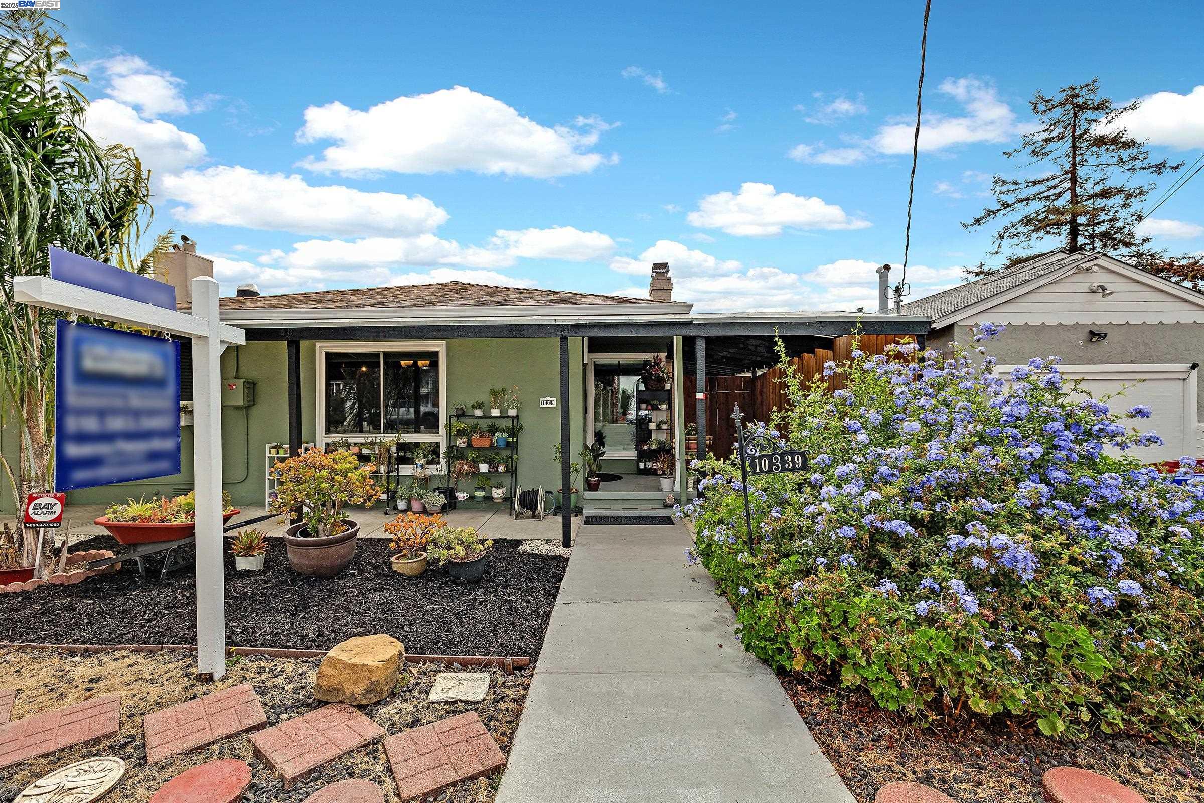 Detail Gallery Image 6 of 41 For 10339 Foothill Blvd, Oakland,  CA 94605 - – Beds | – Baths
