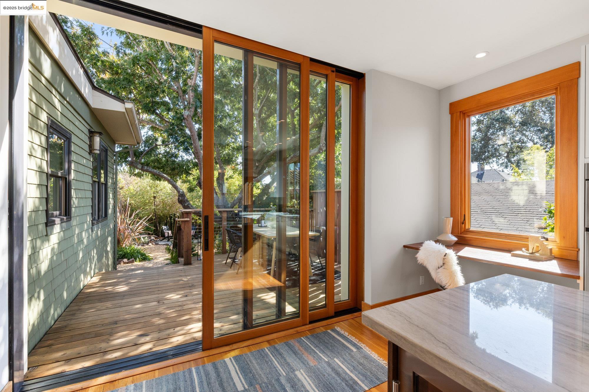 Detail Gallery Image 18 of 58 For 2204 Woolsey, Berkeley,  CA 94705 - 3 Beds | 2 Baths