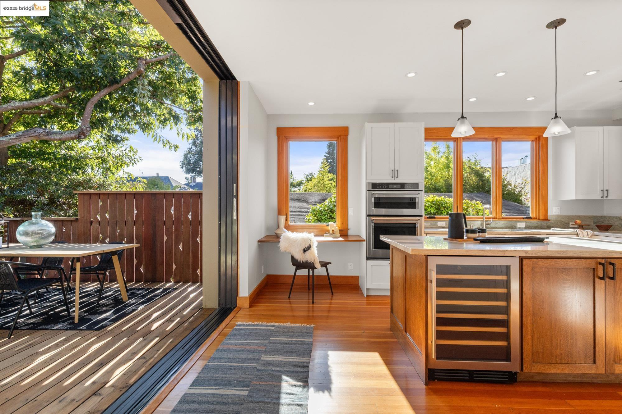 Detail Gallery Image 19 of 58 For 2204 Woolsey, Berkeley,  CA 94705 - 3 Beds | 2 Baths