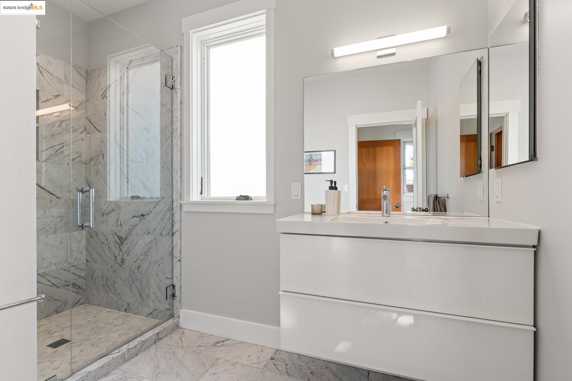 Detail Gallery Image 22 of 58 For 2204 Woolsey, Berkeley,  CA 94705 - 3 Beds | 2 Baths