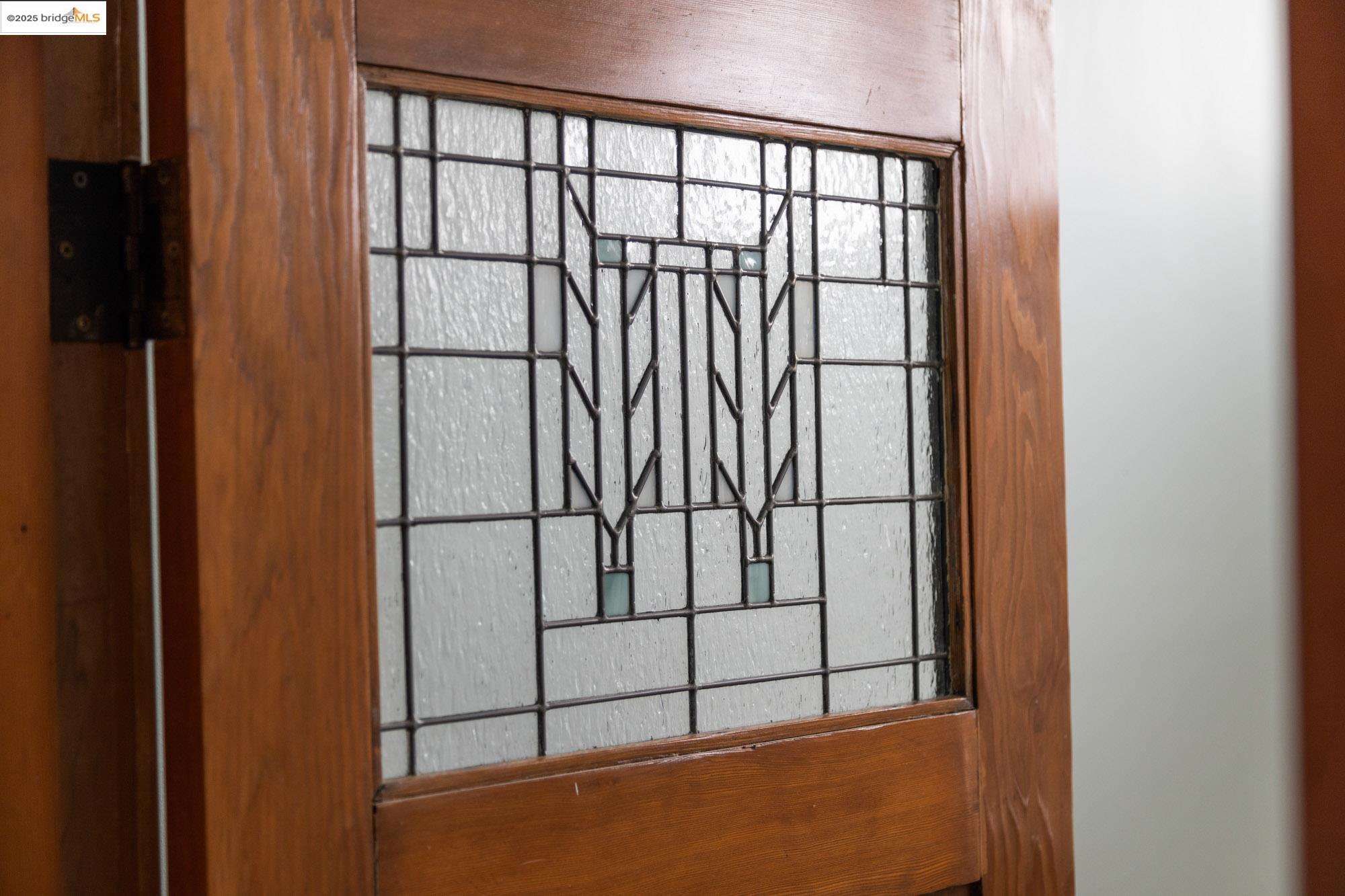 Detail Gallery Image 27 of 58 For 2204 Woolsey, Berkeley,  CA 94705 - 3 Beds | 2 Baths
