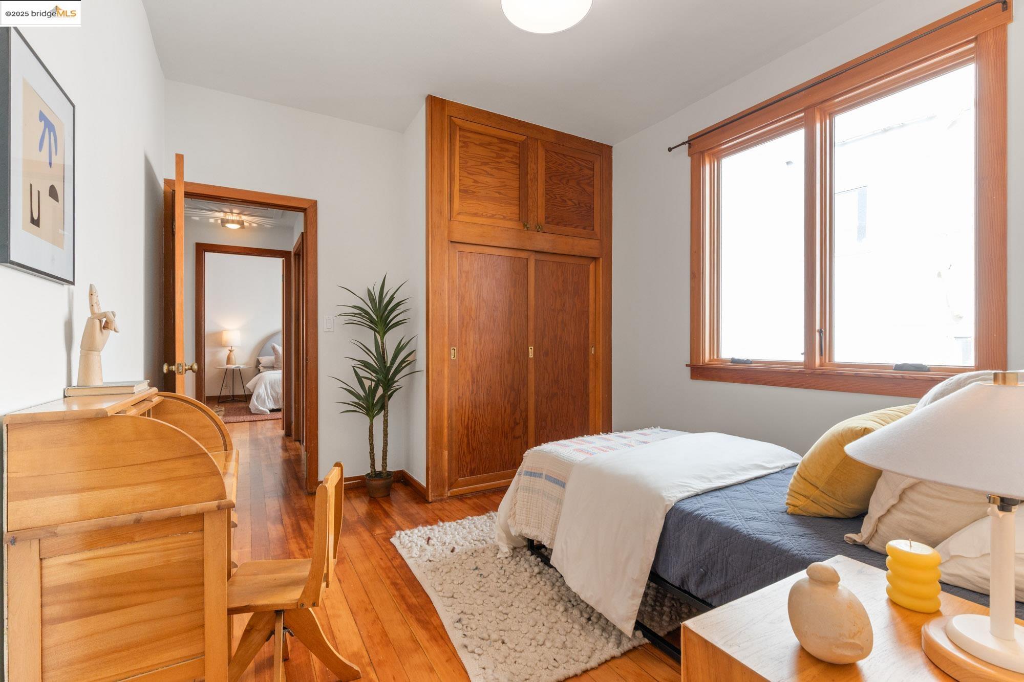 Detail Gallery Image 30 of 58 For 2204 Woolsey, Berkeley,  CA 94705 - 3 Beds | 2 Baths