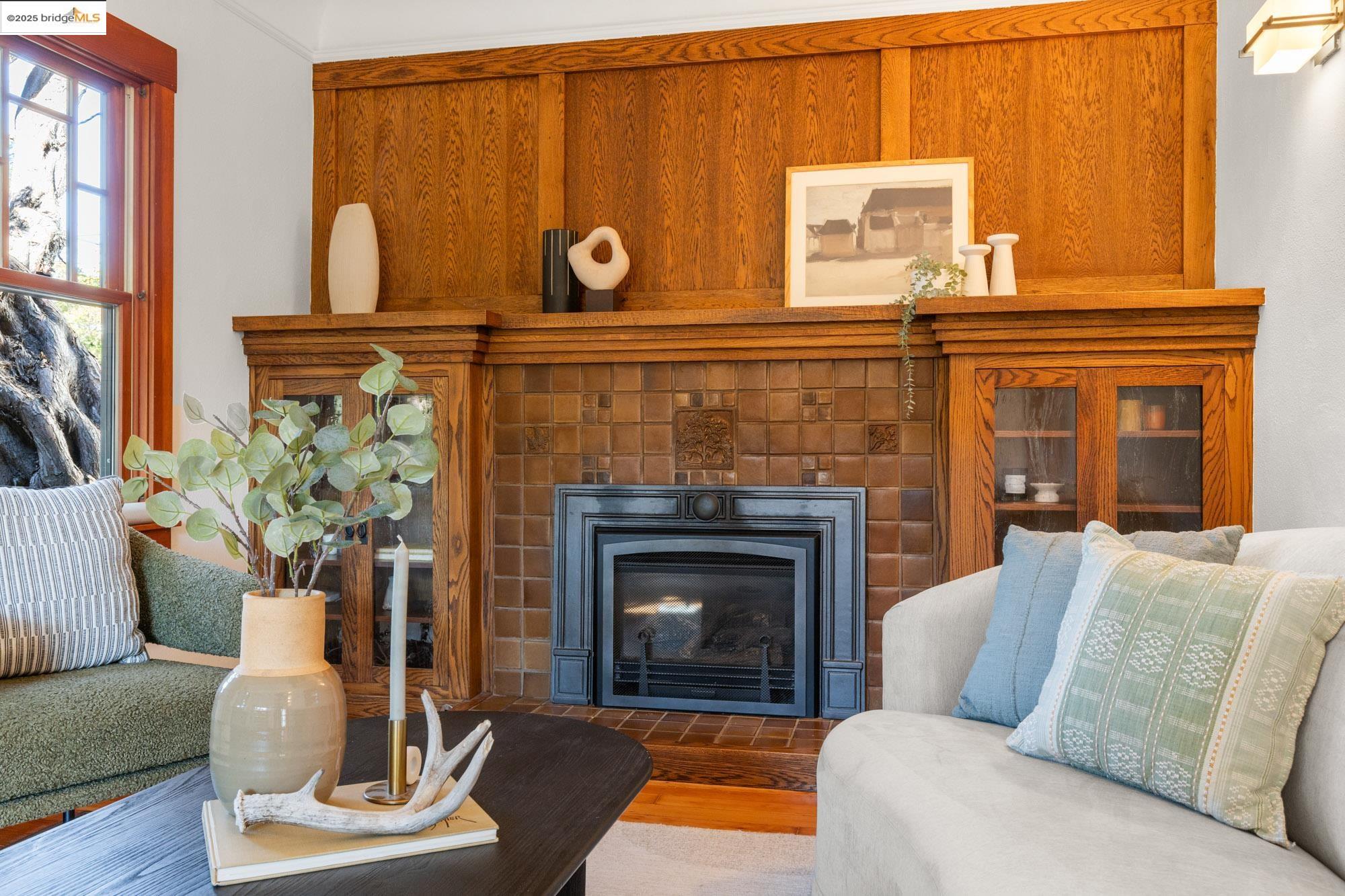 Detail Gallery Image 5 of 58 For 2204 Woolsey, Berkeley,  CA 94705 - 3 Beds | 2 Baths