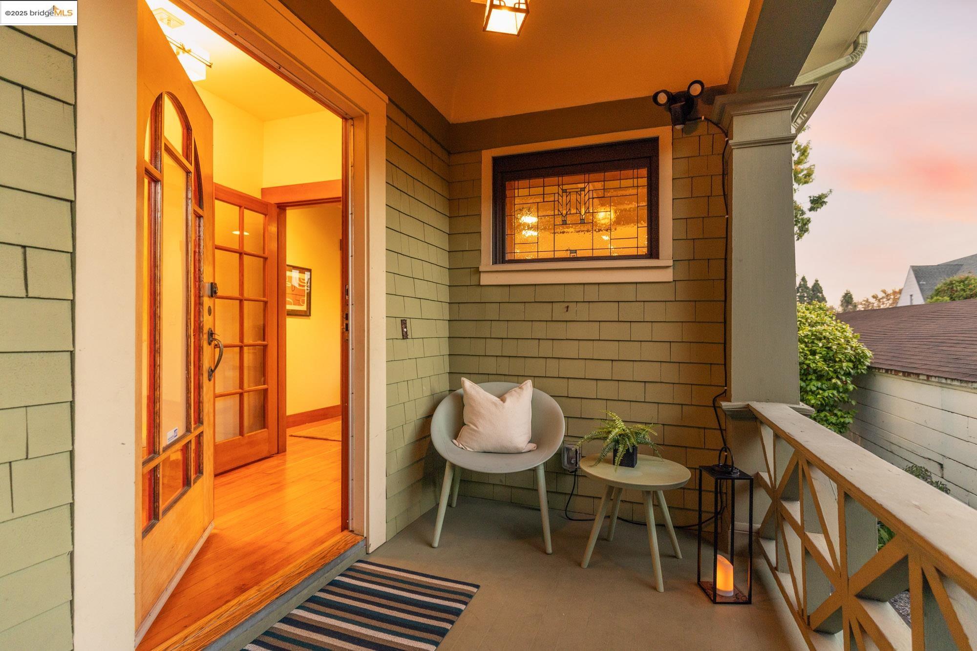 Detail Gallery Image 44 of 58 For 2204 Woolsey, Berkeley,  CA 94705 - 3 Beds | 2 Baths