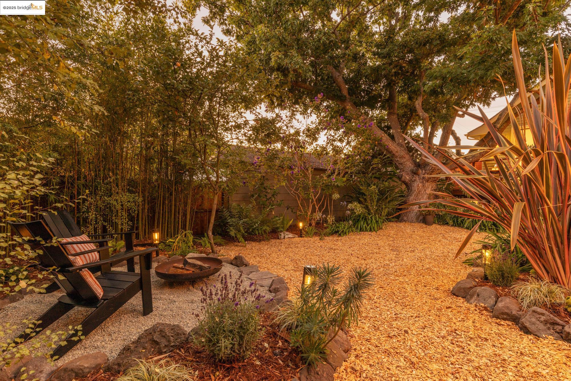 Detail Gallery Image 54 of 58 For 2204 Woolsey, Berkeley,  CA 94705 - 3 Beds | 2 Baths