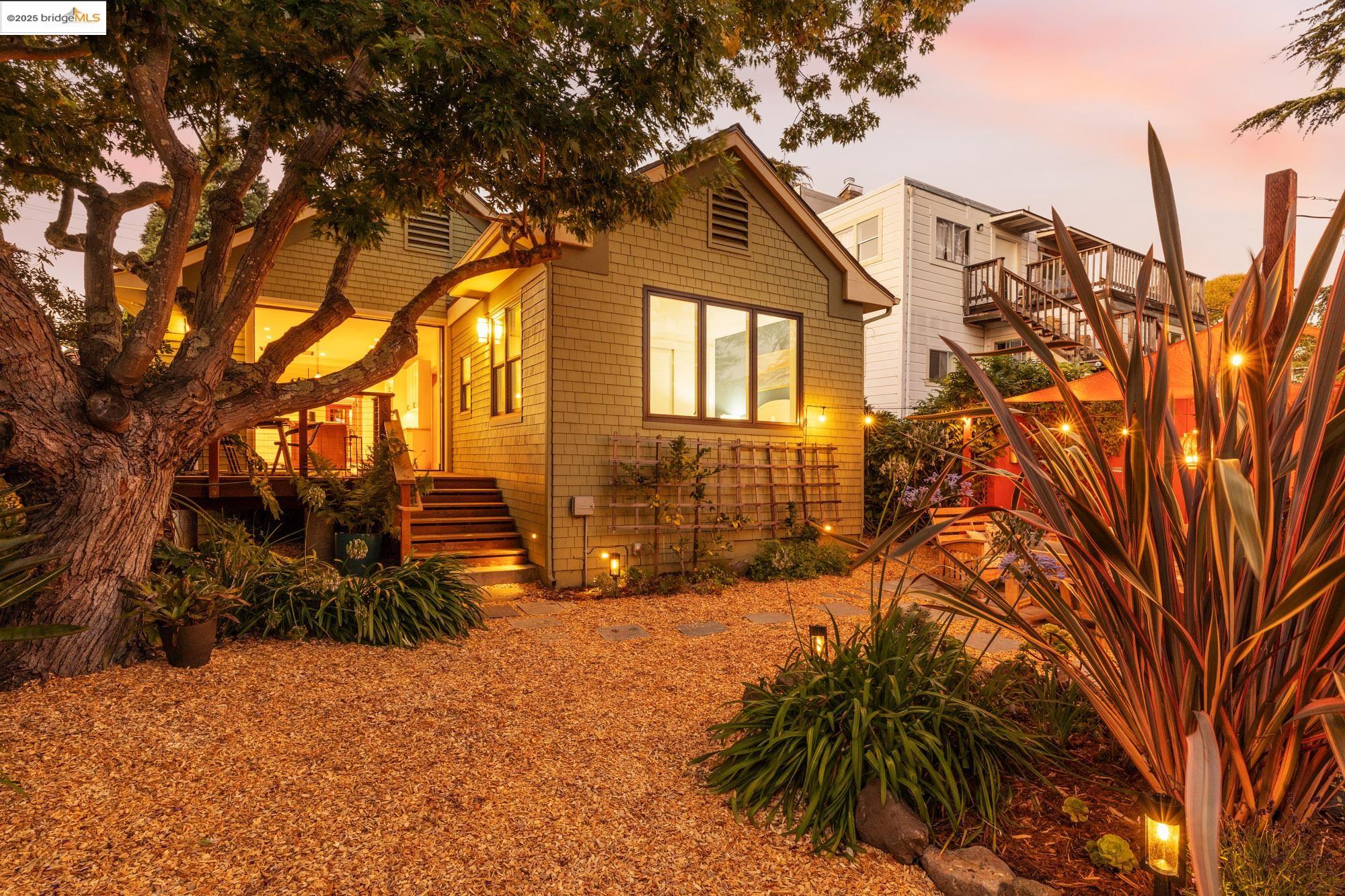 Detail Gallery Image 58 of 58 For 2204 Woolsey, Berkeley,  CA 94705 - 3 Beds | 2 Baths