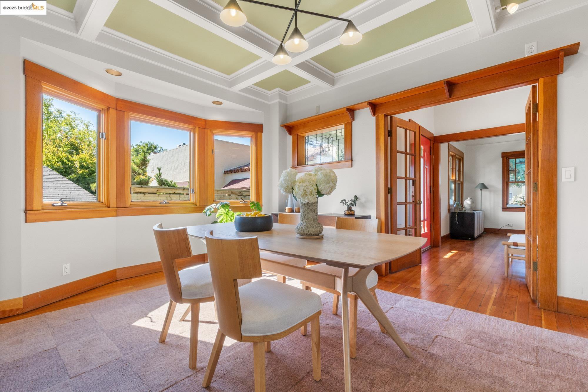 Detail Gallery Image 8 of 58 For 2204 Woolsey, Berkeley,  CA 94705 - 3 Beds | 2 Baths