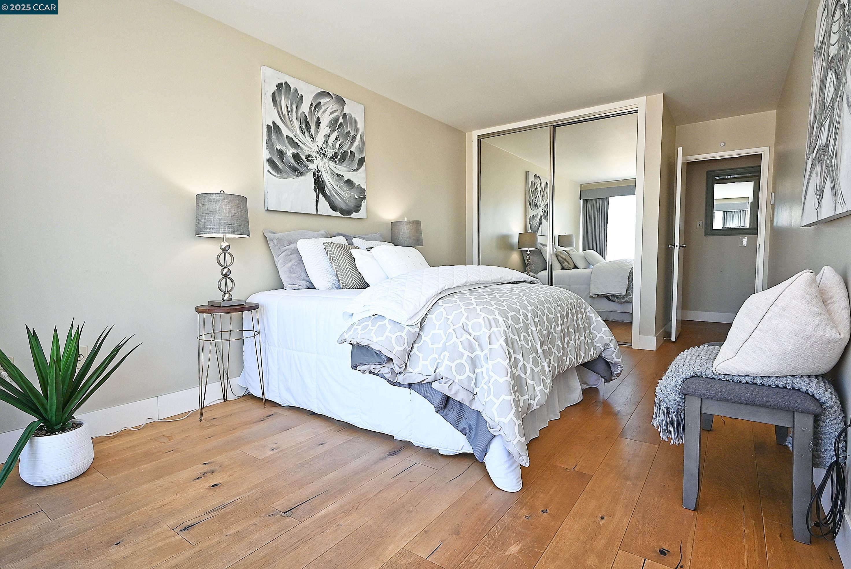 Detail Gallery Image 29 of 38 For 1555 Lakeside Drive #184,  Oakland,  CA 94612 - 2 Beds | 2 Baths