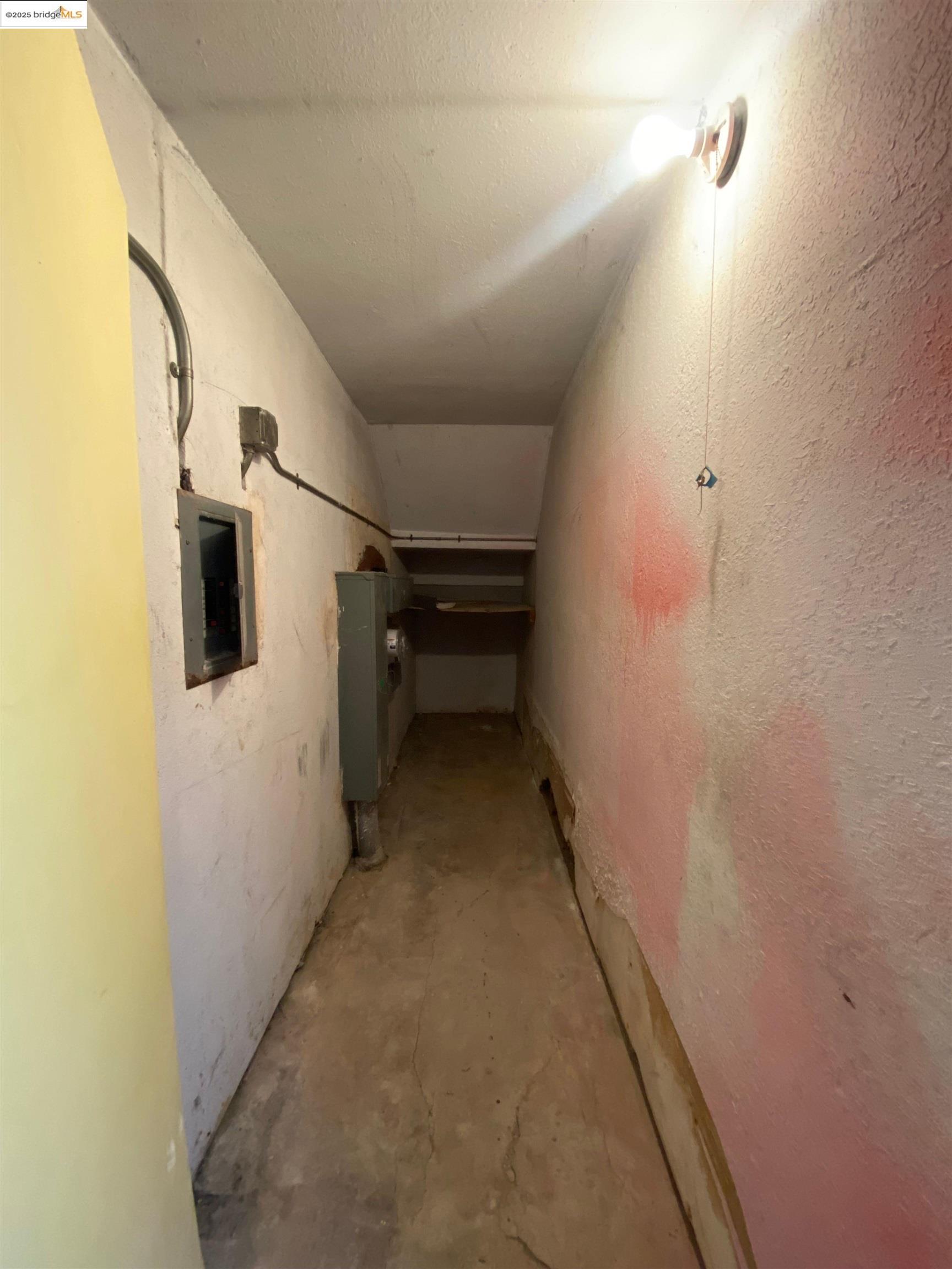Detail Gallery Image 20 of 25 For 1138 E 12th St., Oakland,  CA 94606 - – Beds | – Baths